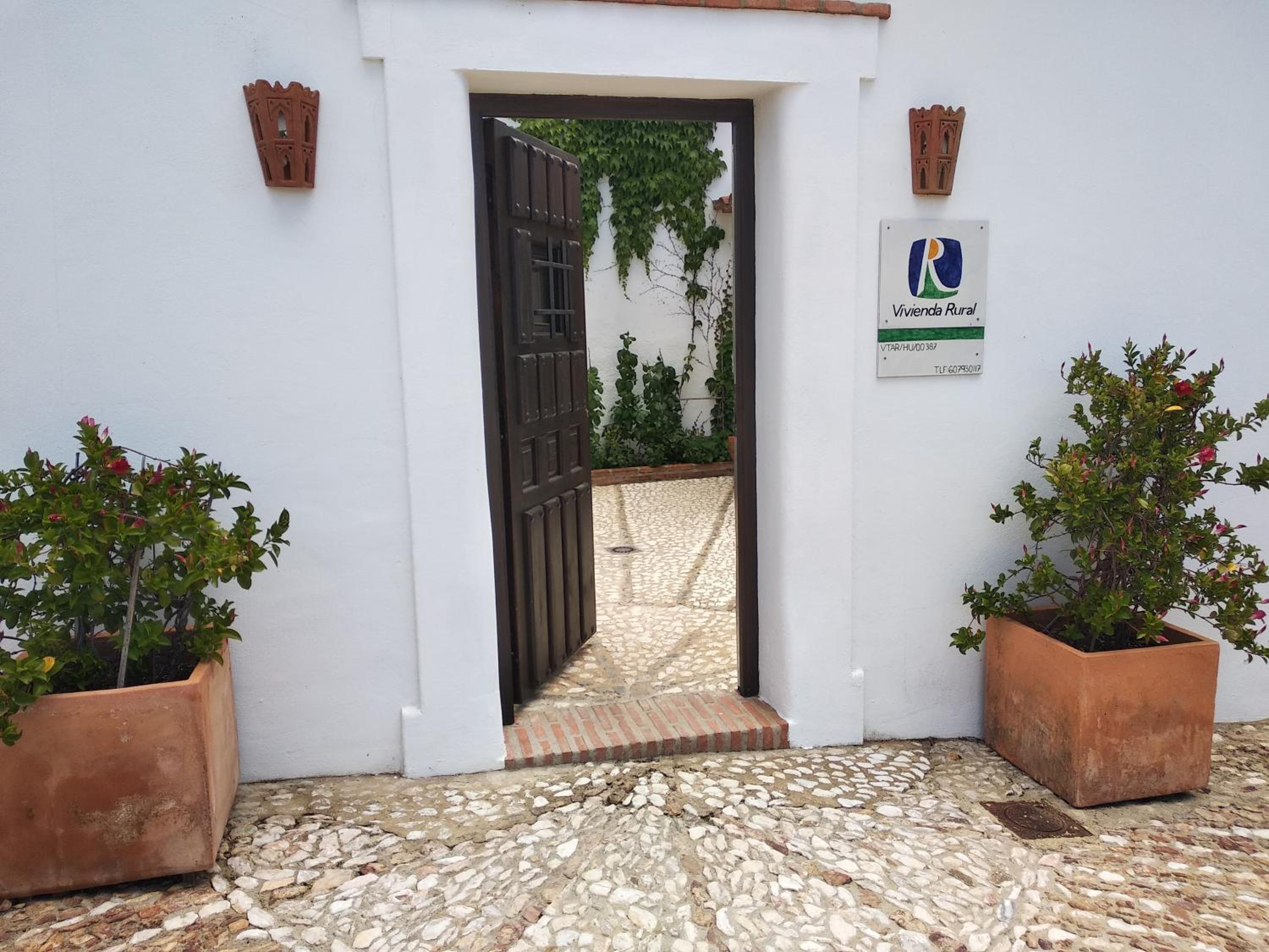 Casa con encanto el Castaño- Casa del Agua view 4