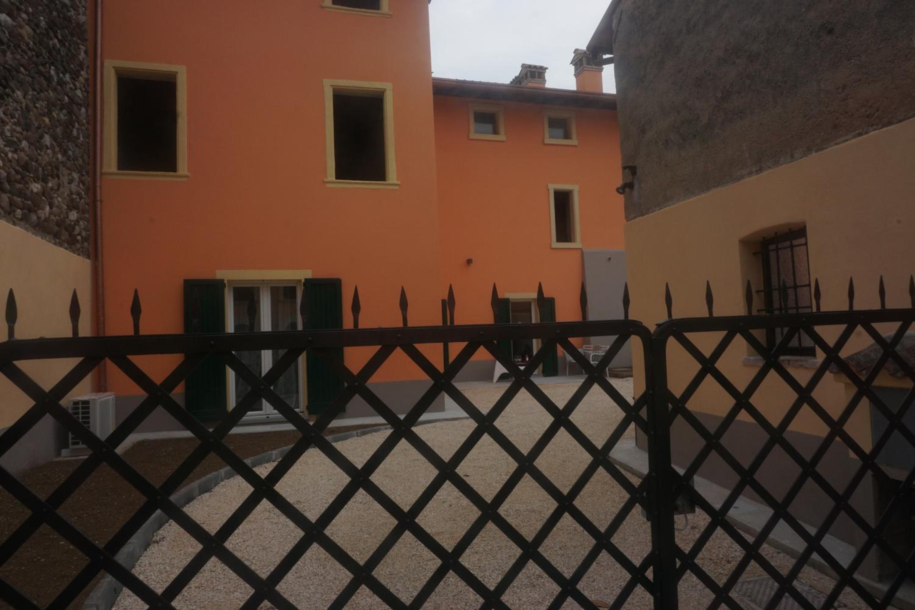 La casa di Edone