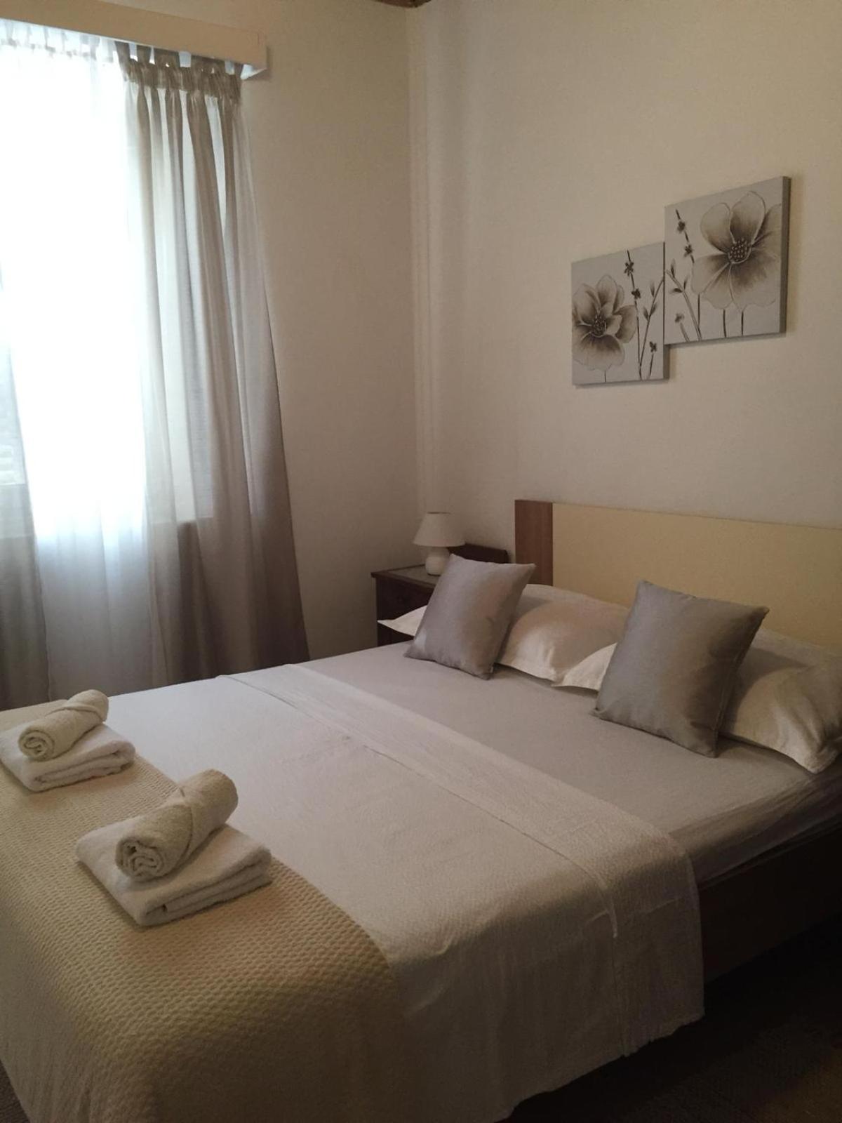 Apartmani Vela Luka view 3