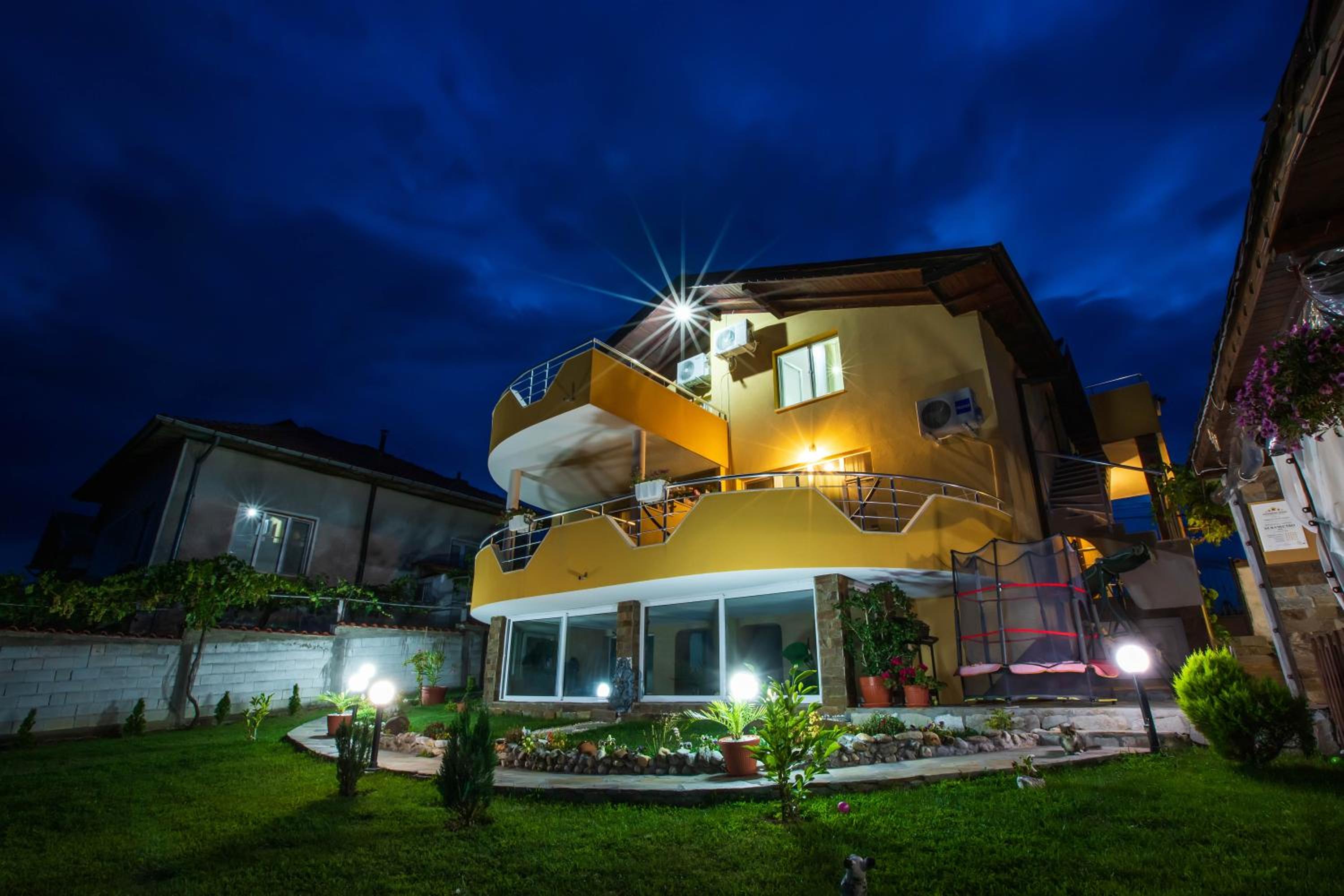 Guest House Holiday
