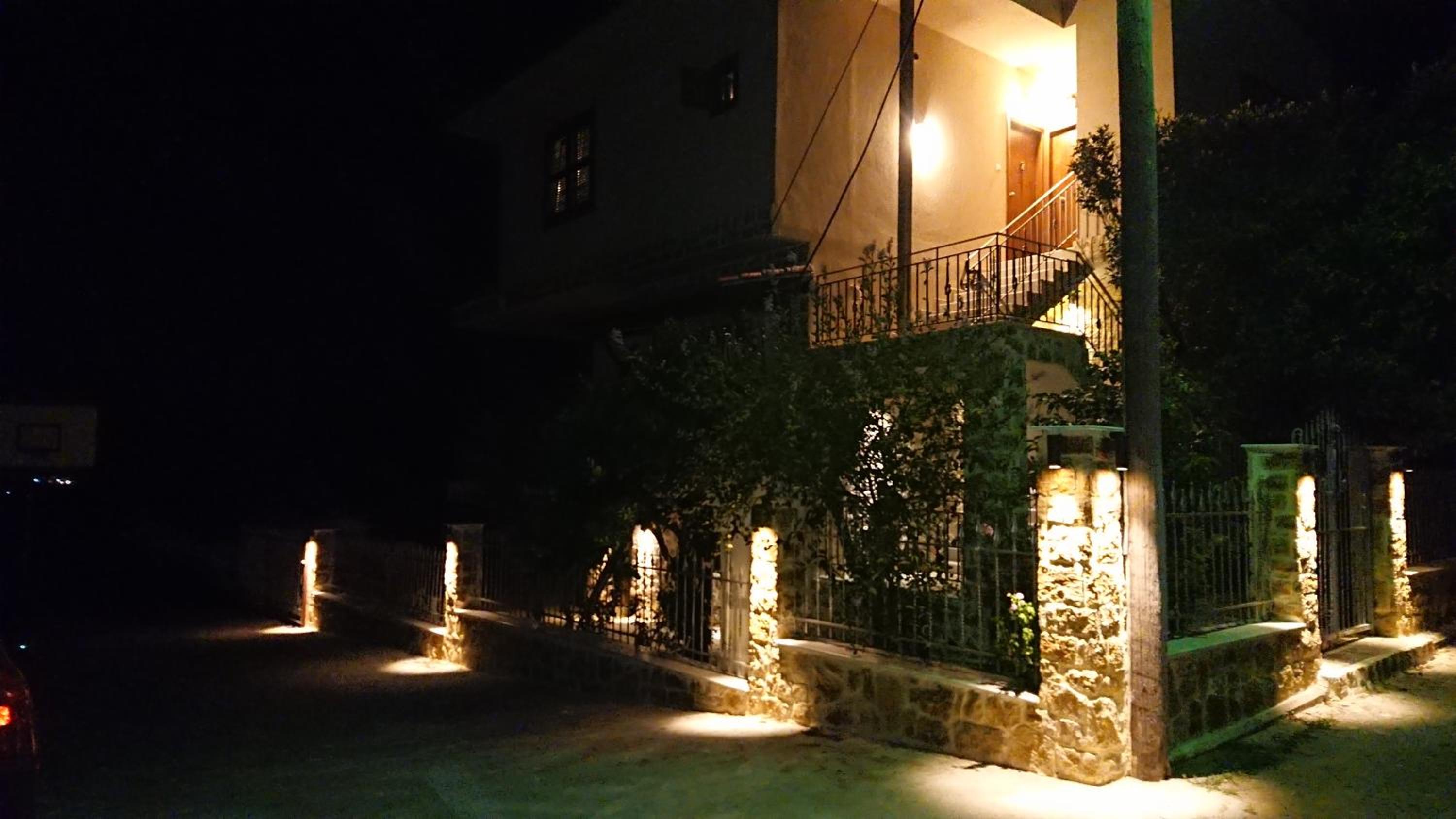 Stone house with seaview view 5