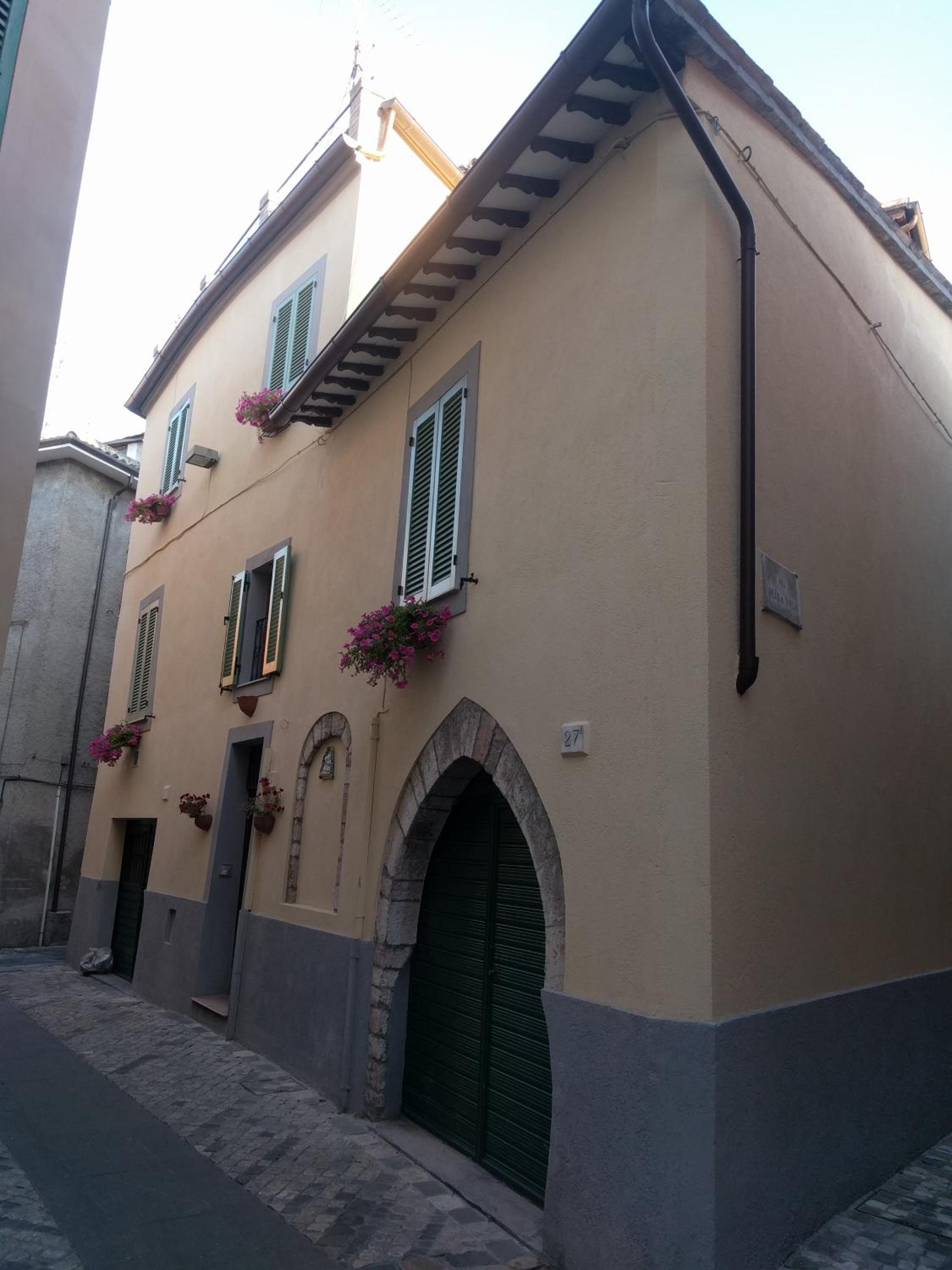 Photo 27