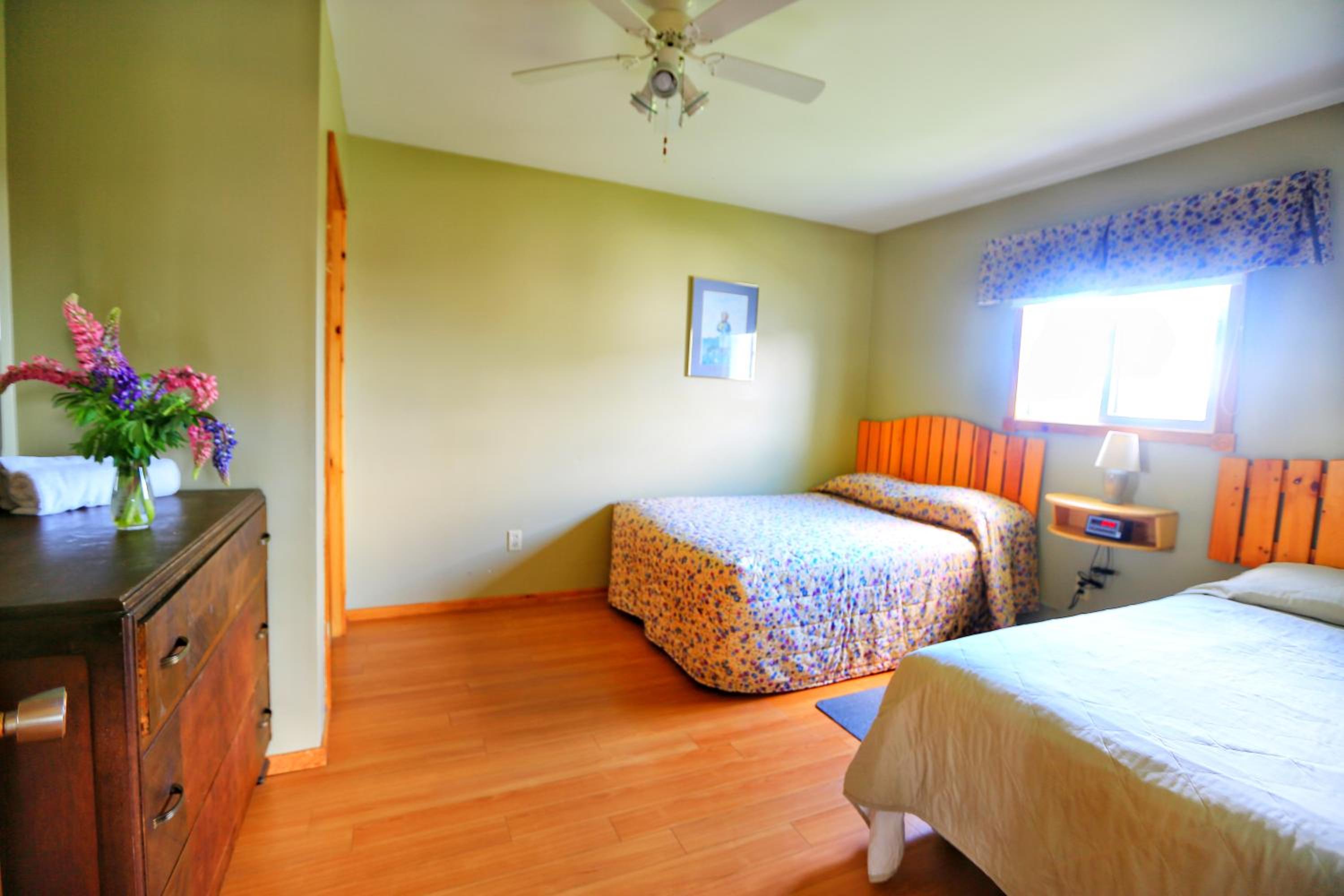 Cavendish Country Inn & Cottages