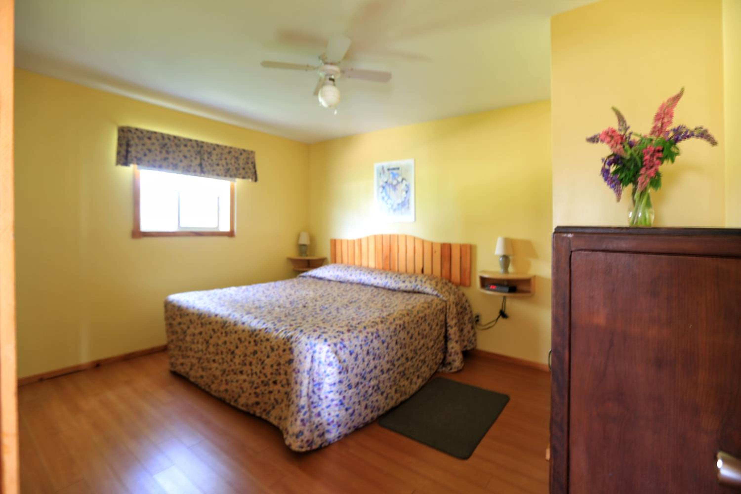 Cavendish Country Inn & Cottages