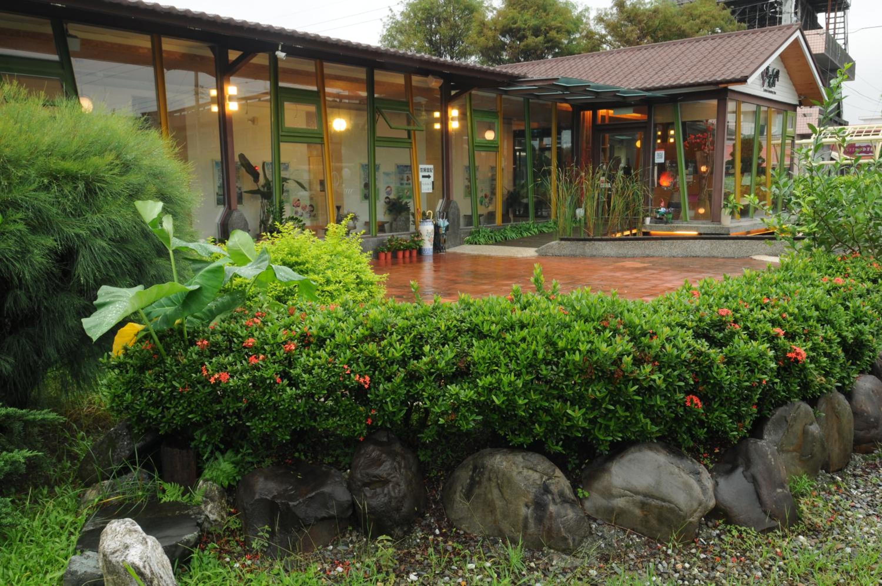 Lotus Hostel Beicheng Zhuang