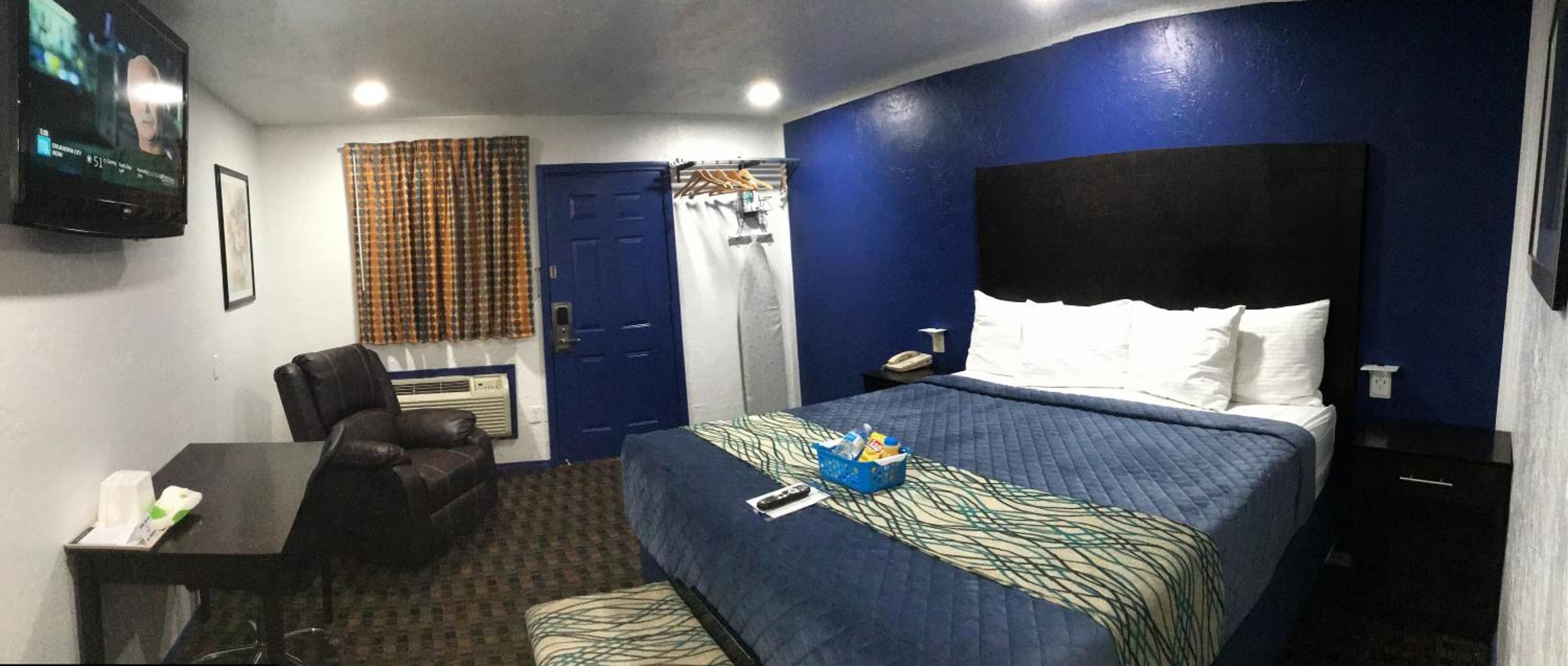 Budget Inn & Suites