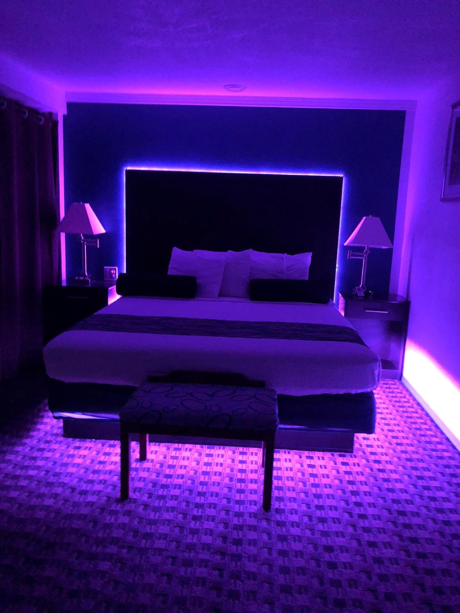 Budget Inn & Suites
