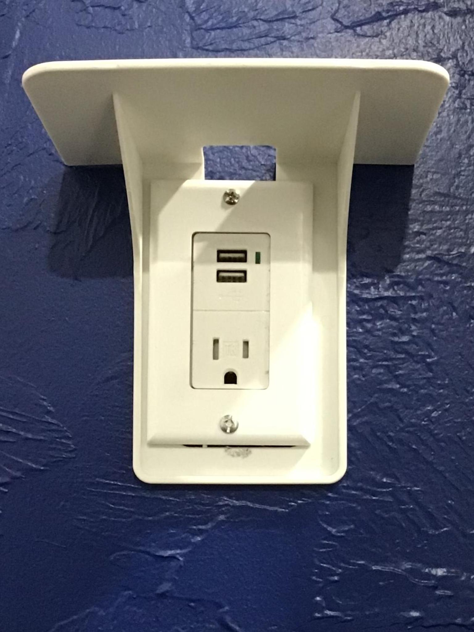 Budget Inn & Suites