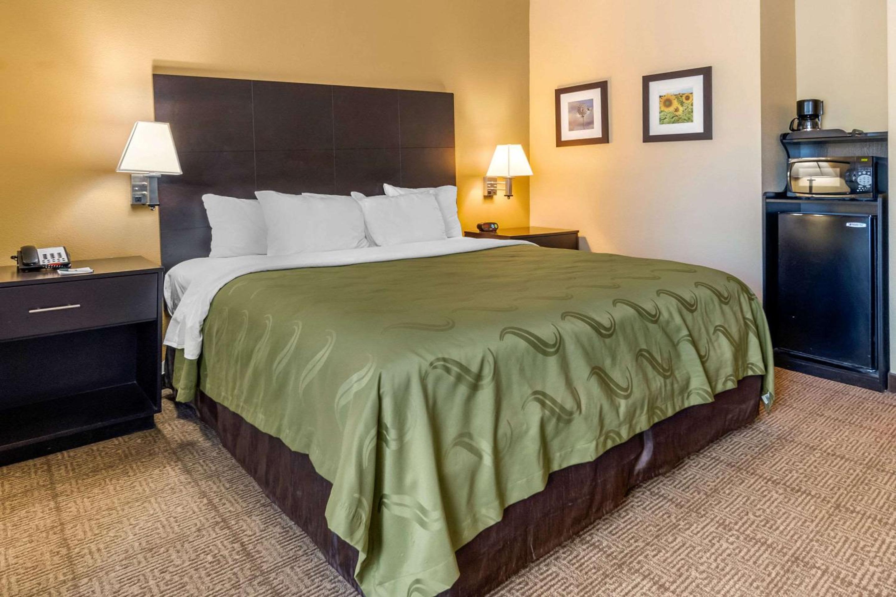 Quality Inn  Suites Lenexa Kansas City - Property Image 11