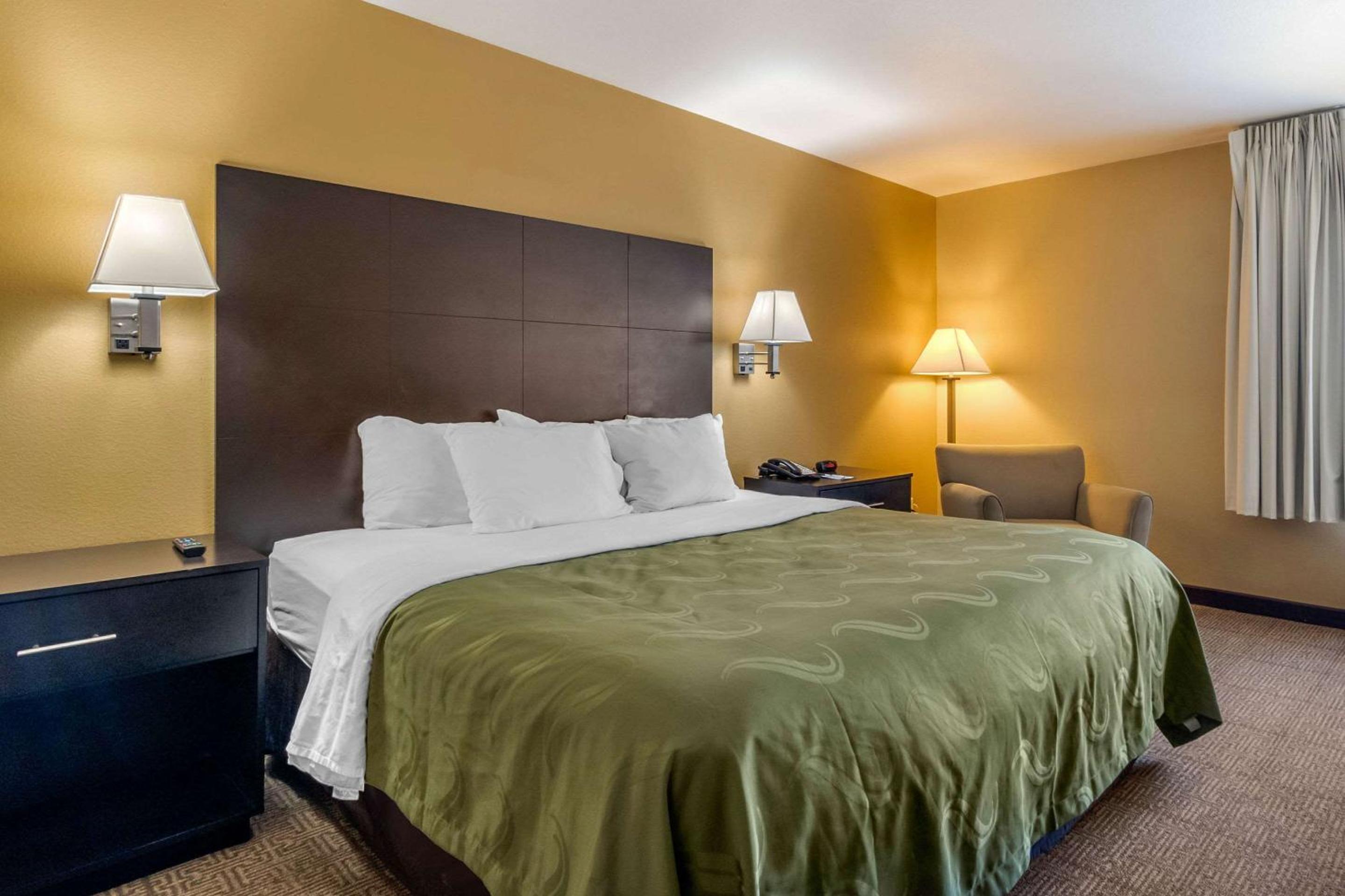 Quality Inn Suites Lenexa Kansas City - Property Image 31