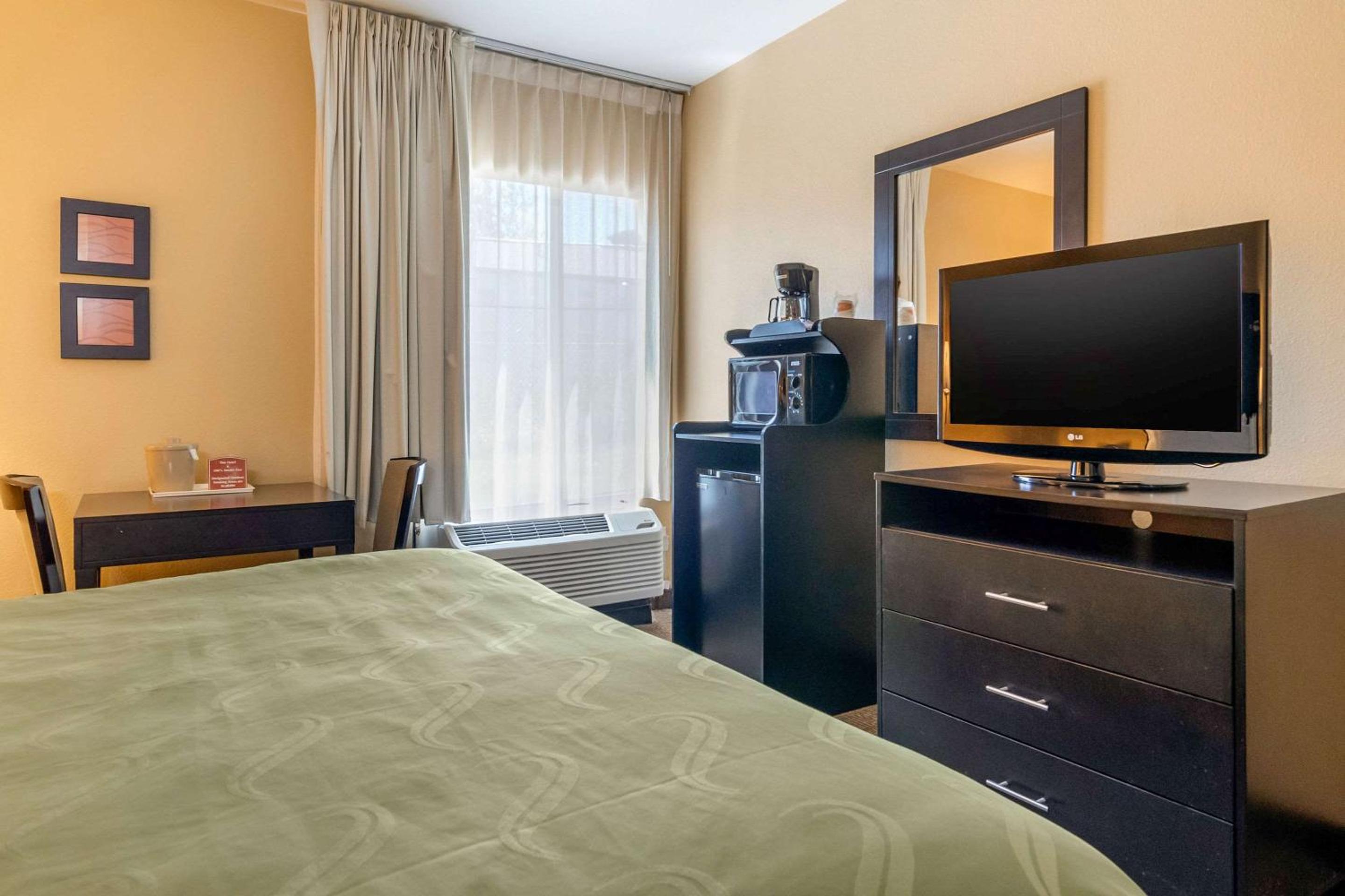 Quality Inn Suites Lenexa Kansas City - Property Image 33