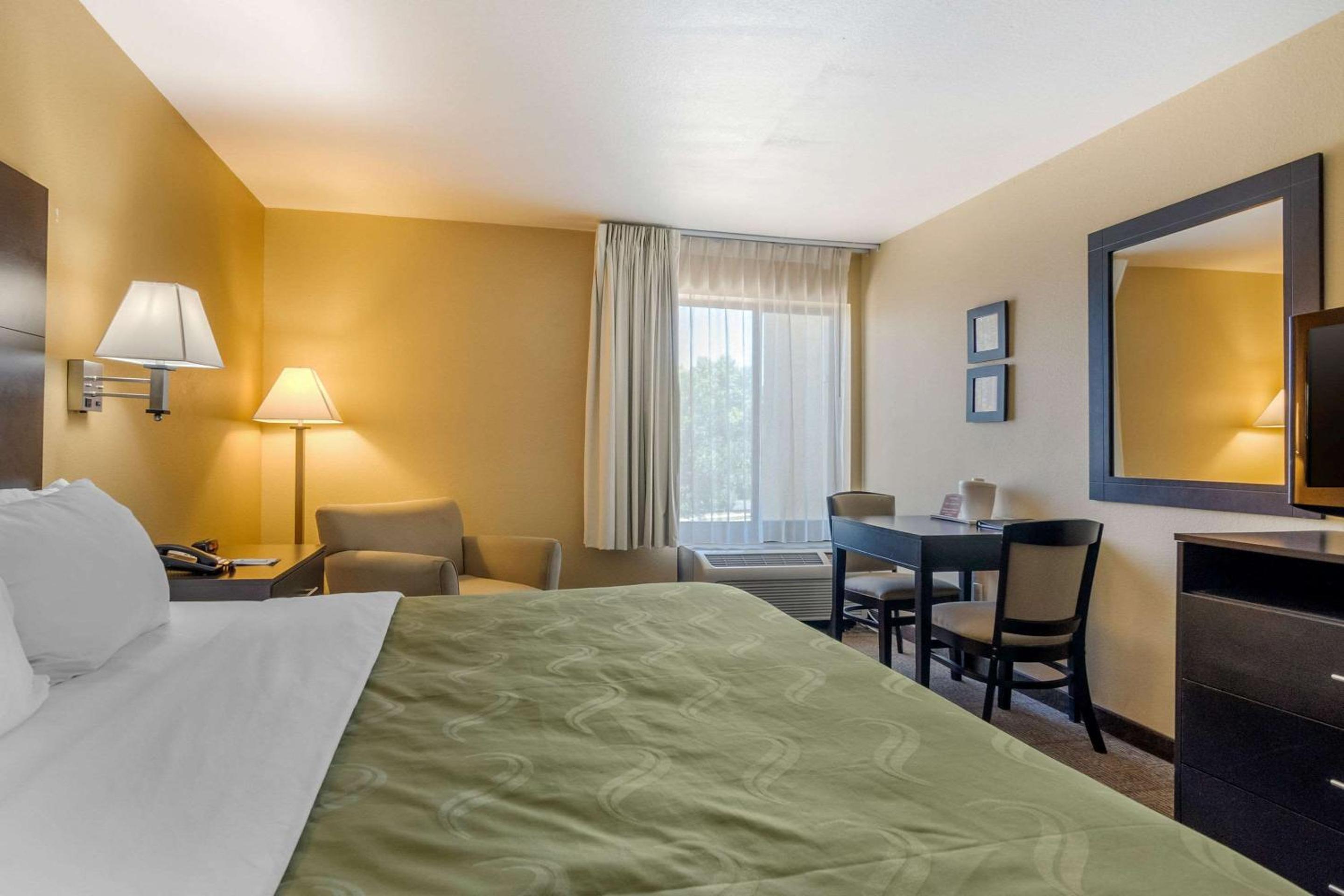 Quality Inn Suites Lenexa Kansas City - Property Image 30
