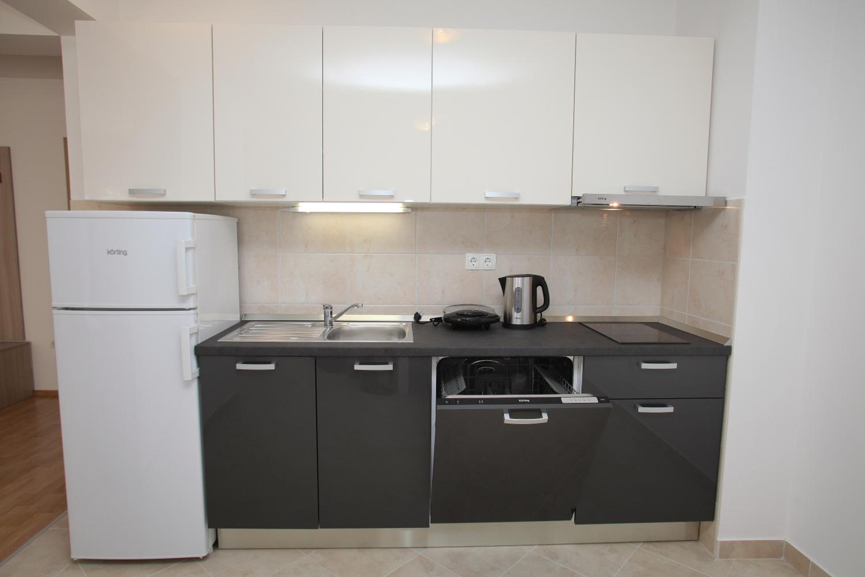 Villa Iris Apartments