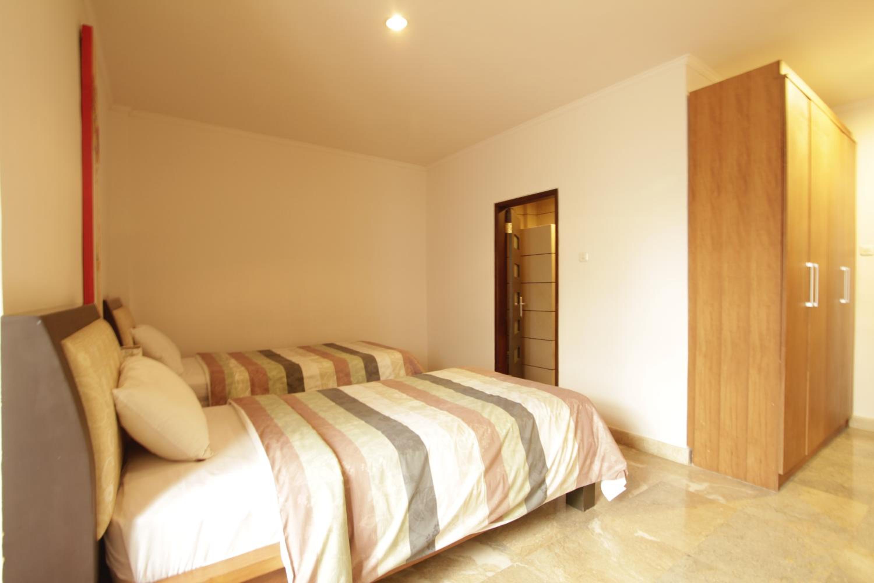 Alit Beach Resort and Villas