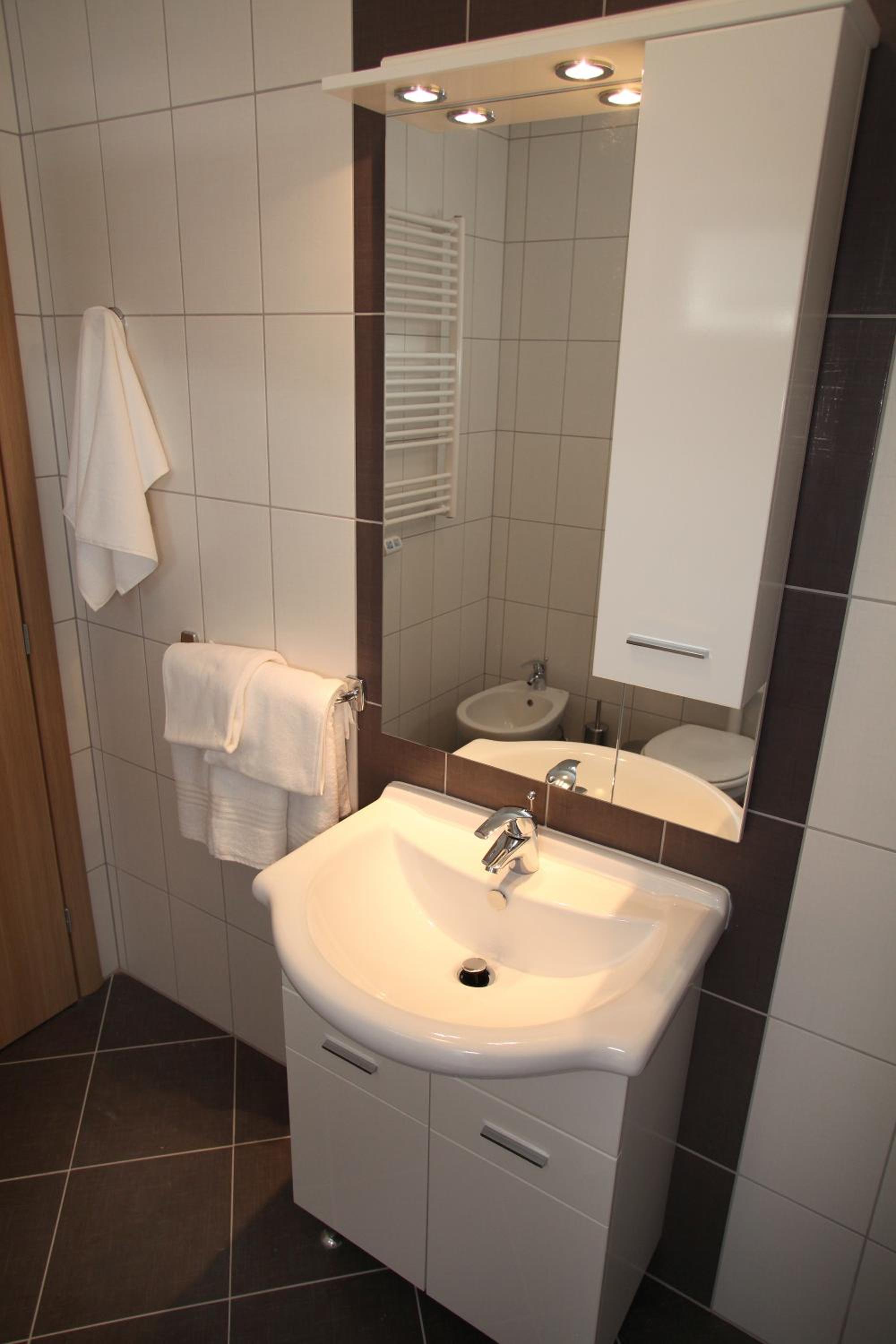 Villa Iris Apartments