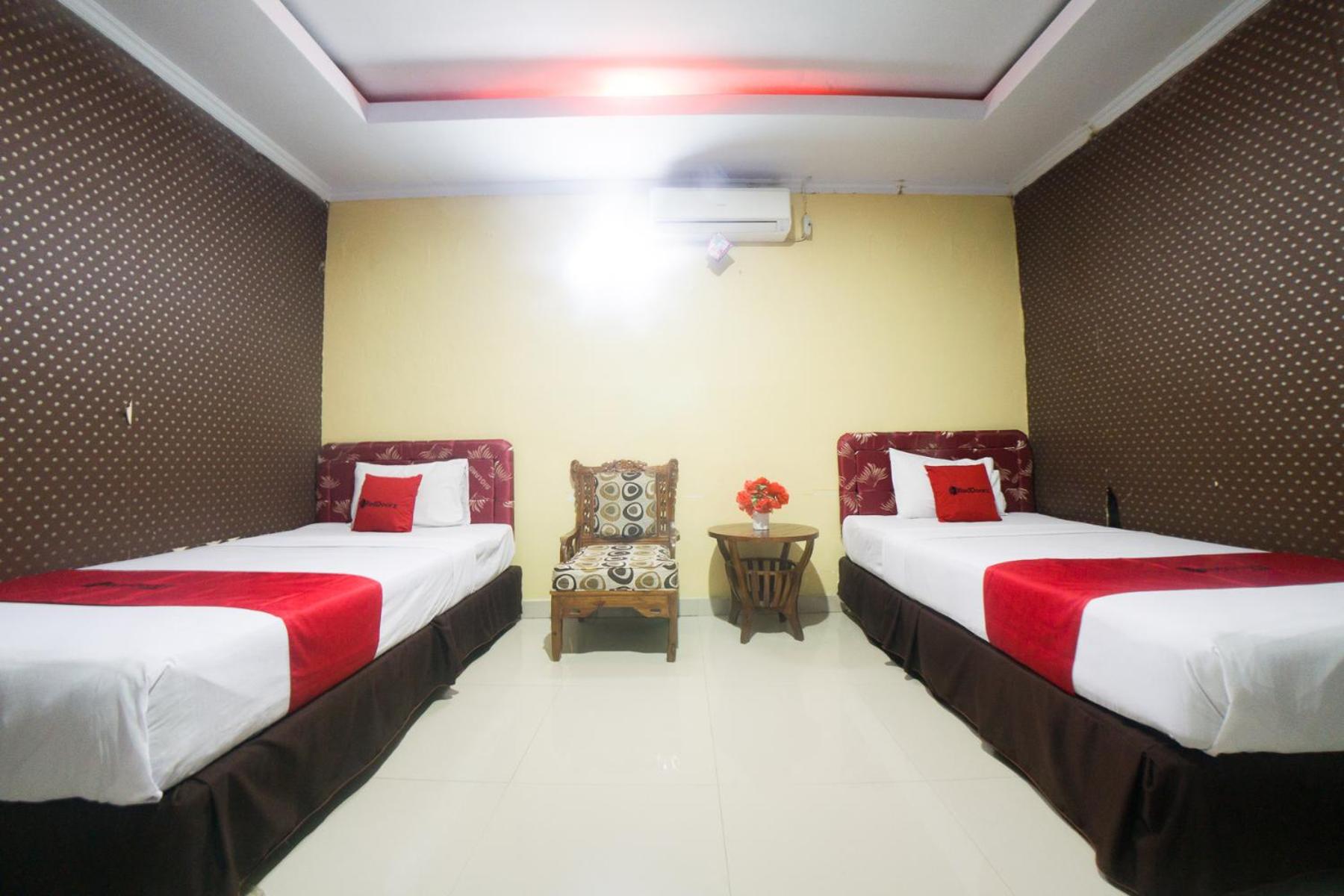 RedDoorz Syariah near RSUD Ainun Habibie Gorontalo