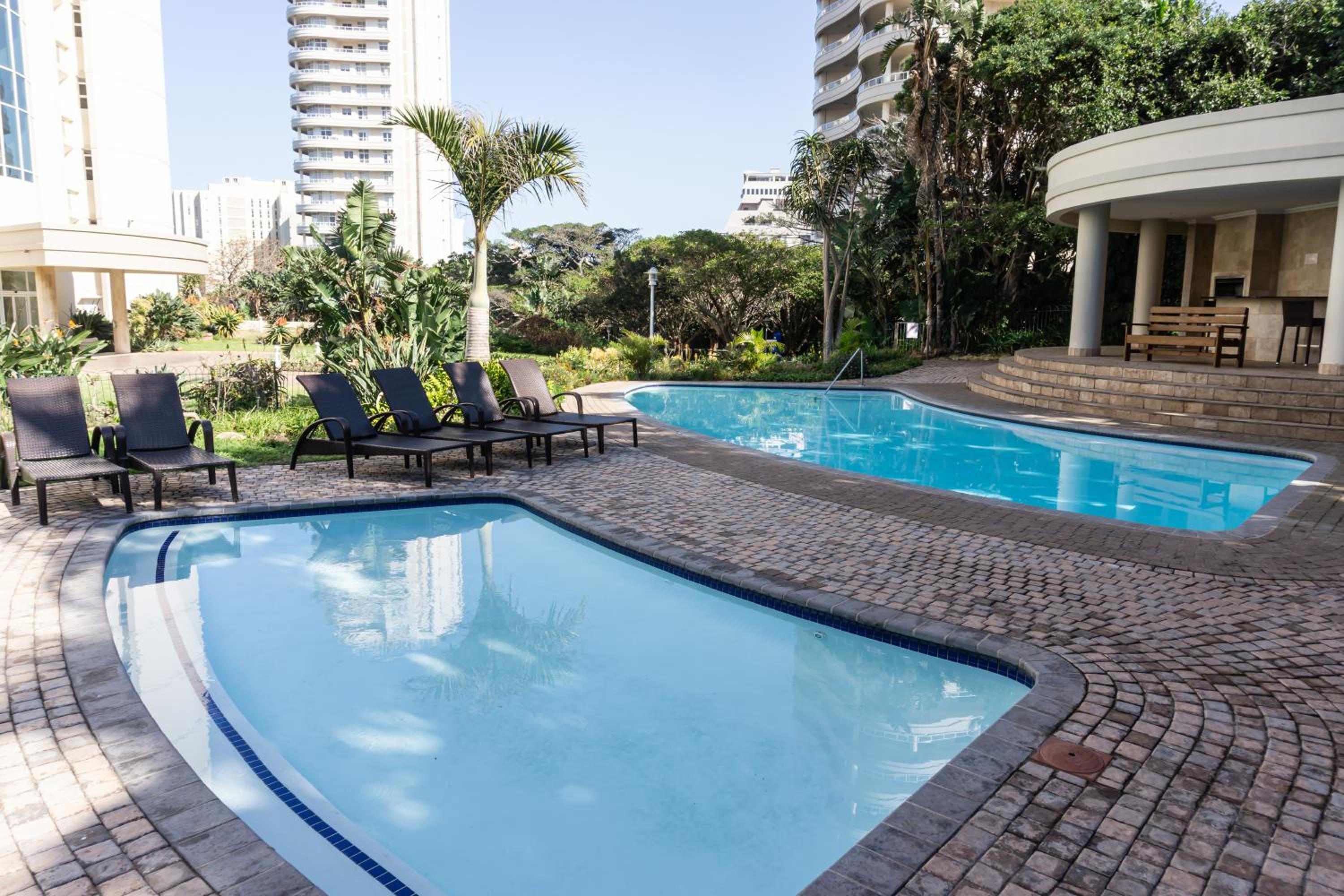 302 Oyster Schelles - by Stay in Umhlanga