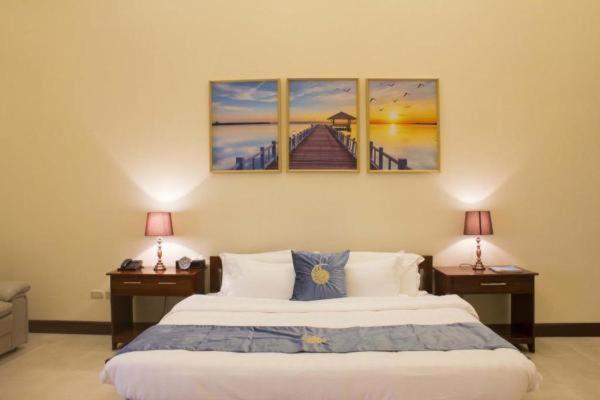 Costa Palawan Resort