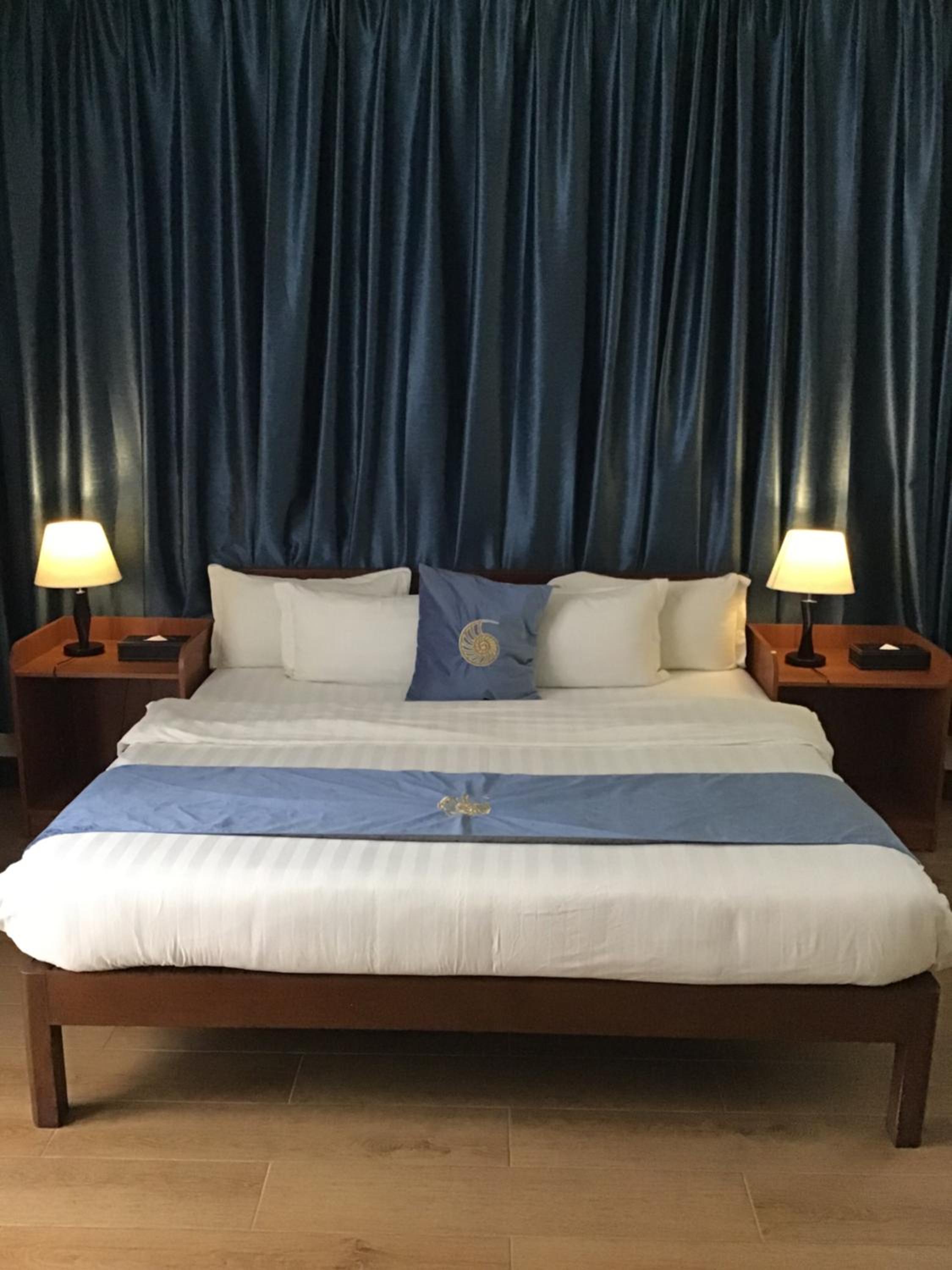 Costa Palawan Resort