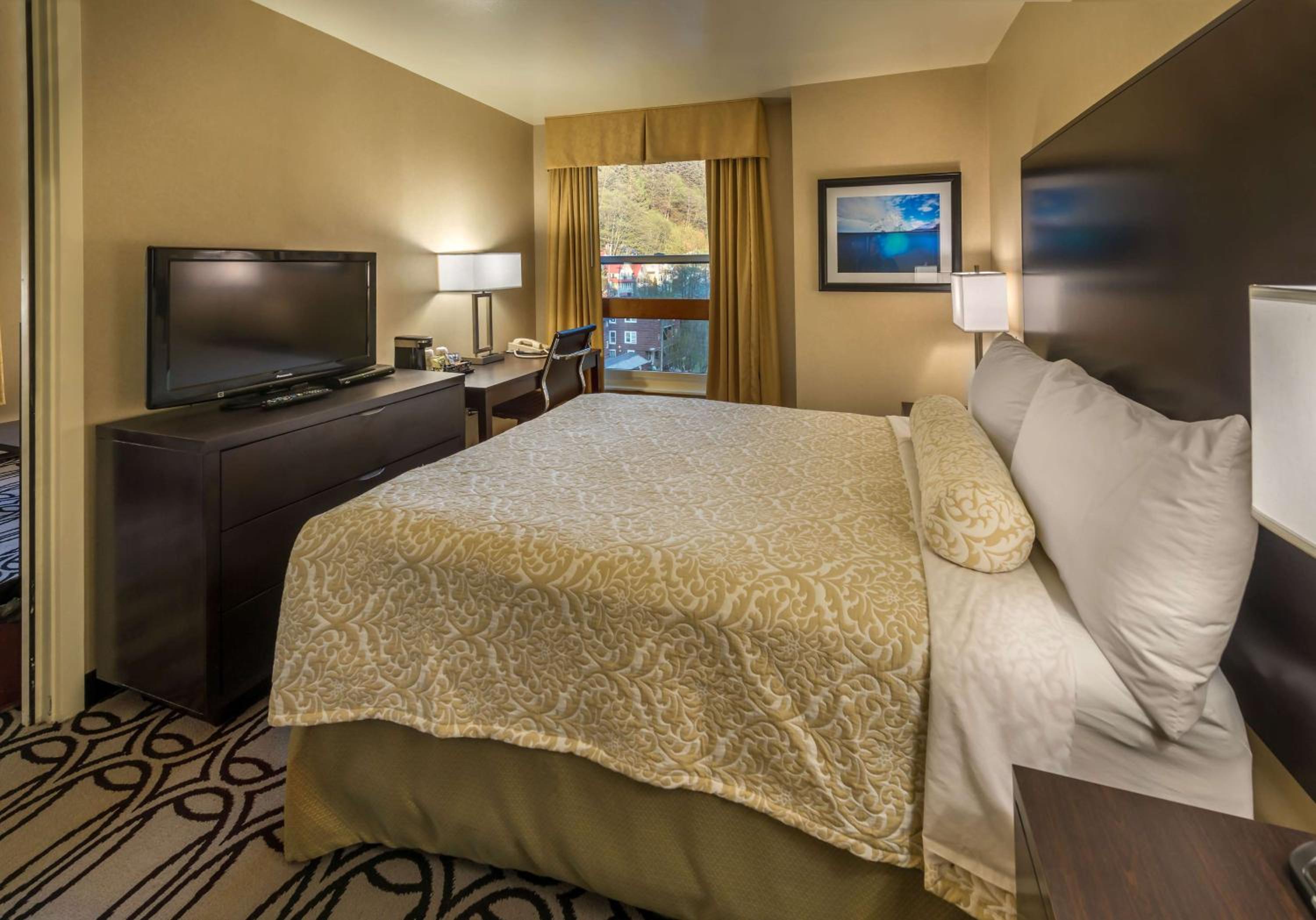 Juneau Vacations - Baranof Downtown, BW Signature Collection - Property Image 8