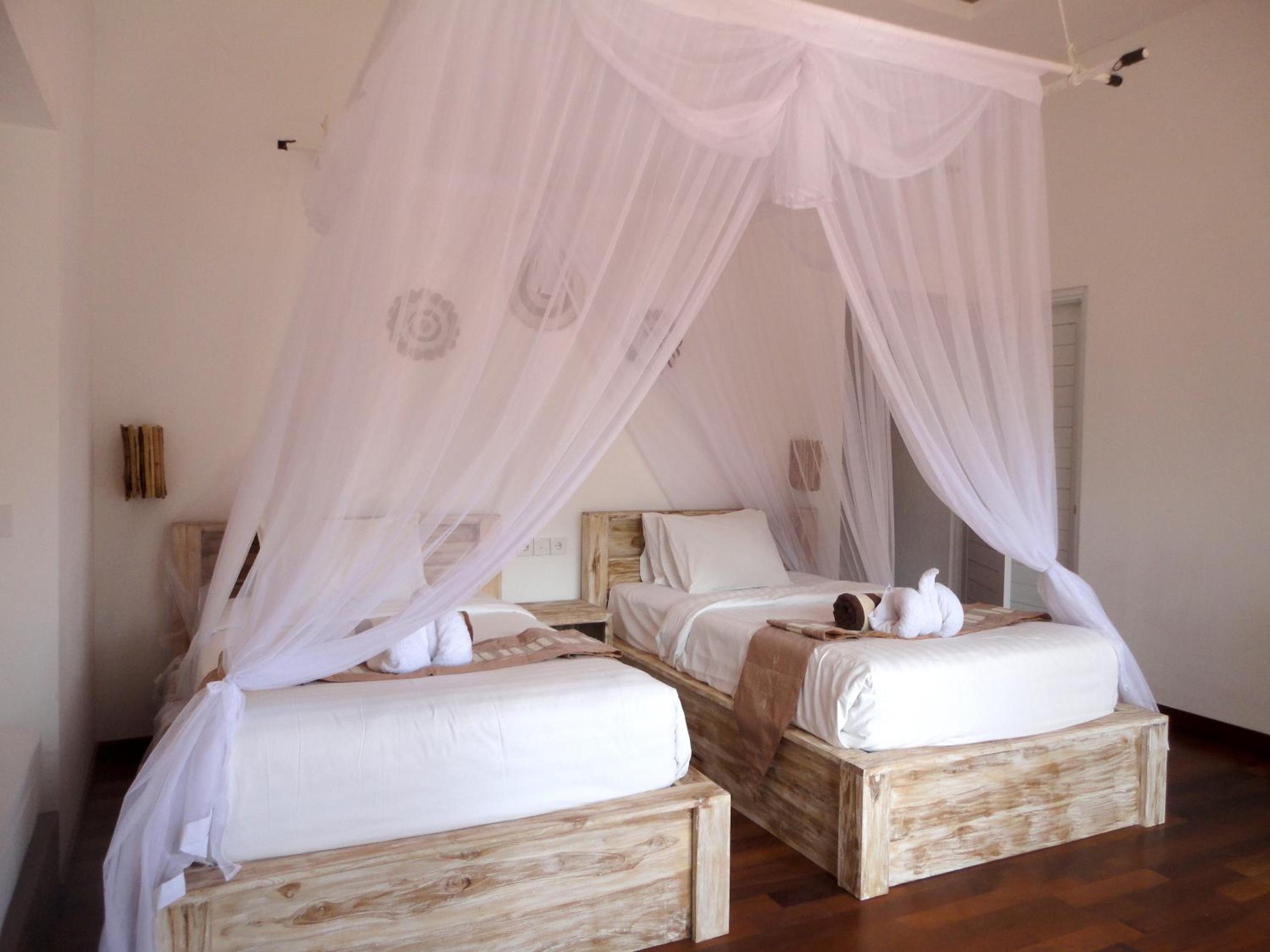 Sanghyang Bay Villas