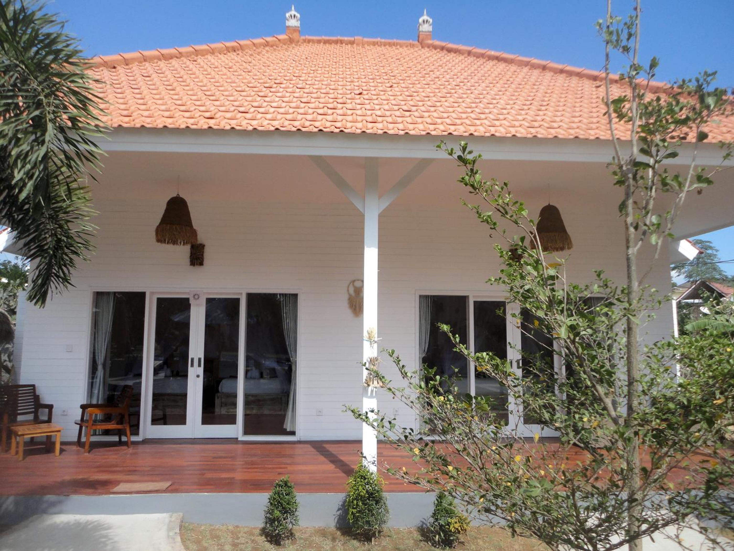 Sanghyang Bay Villas