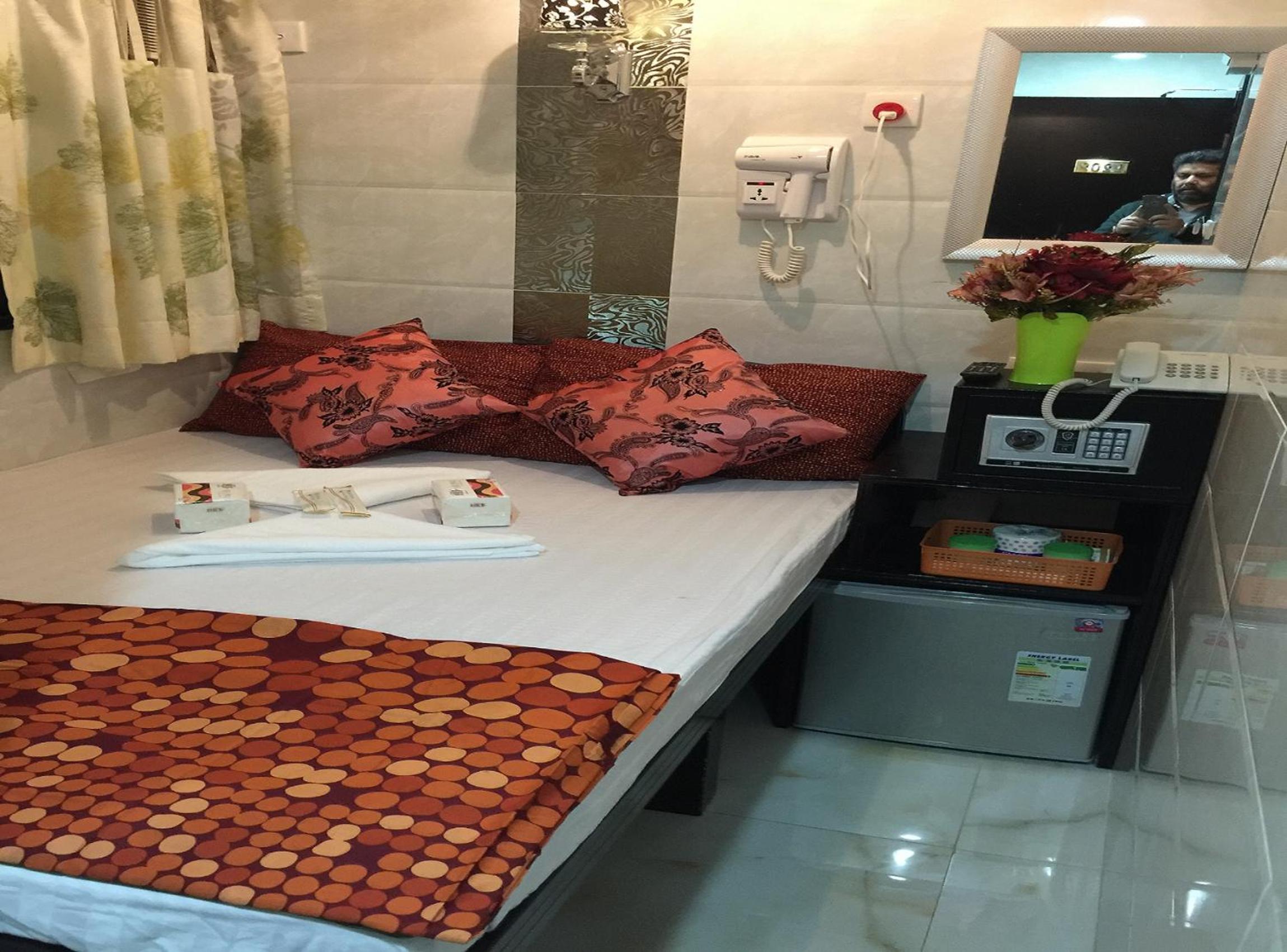 Rich Hostel