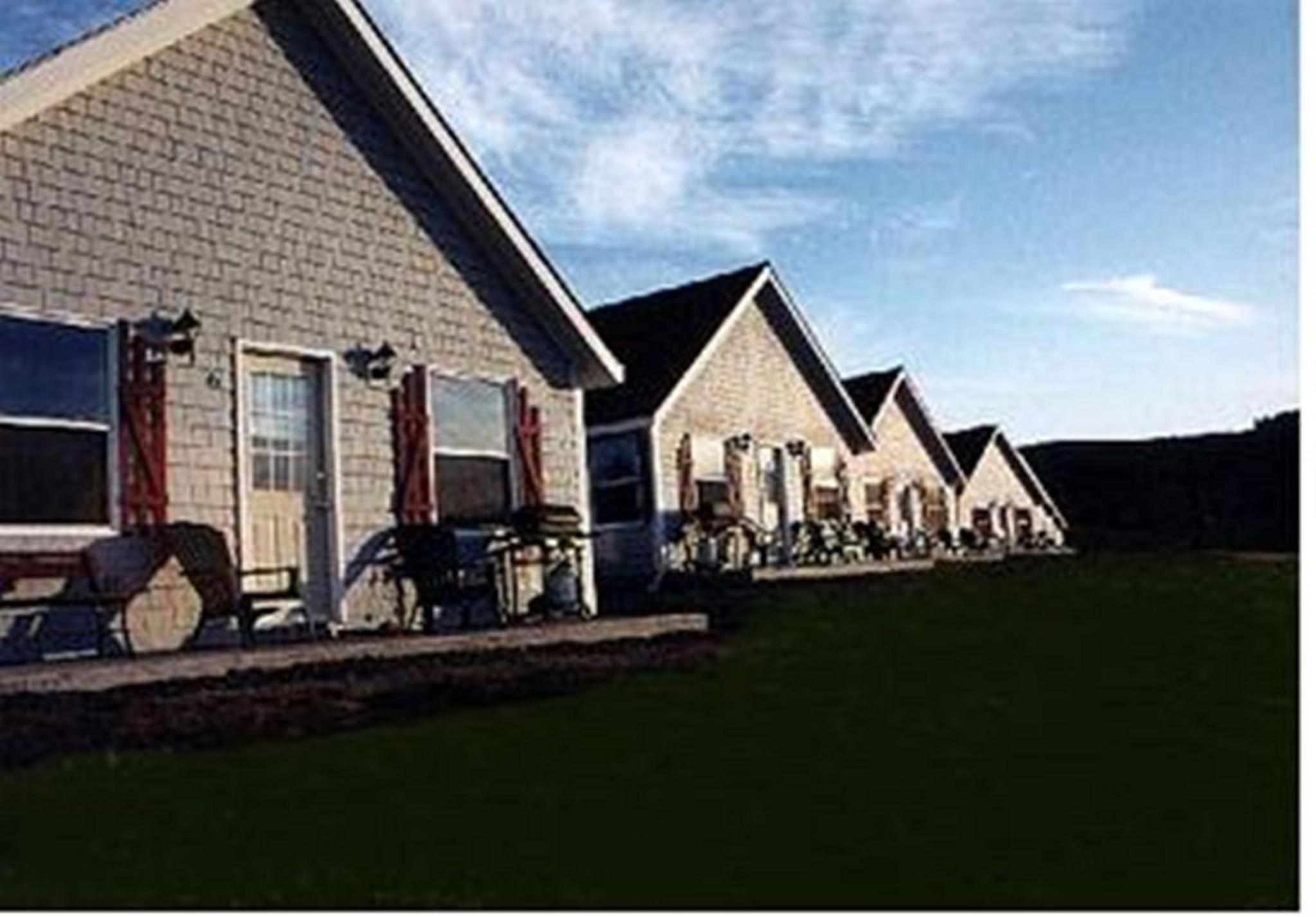 Chisholms of Troy Coastal Cottages