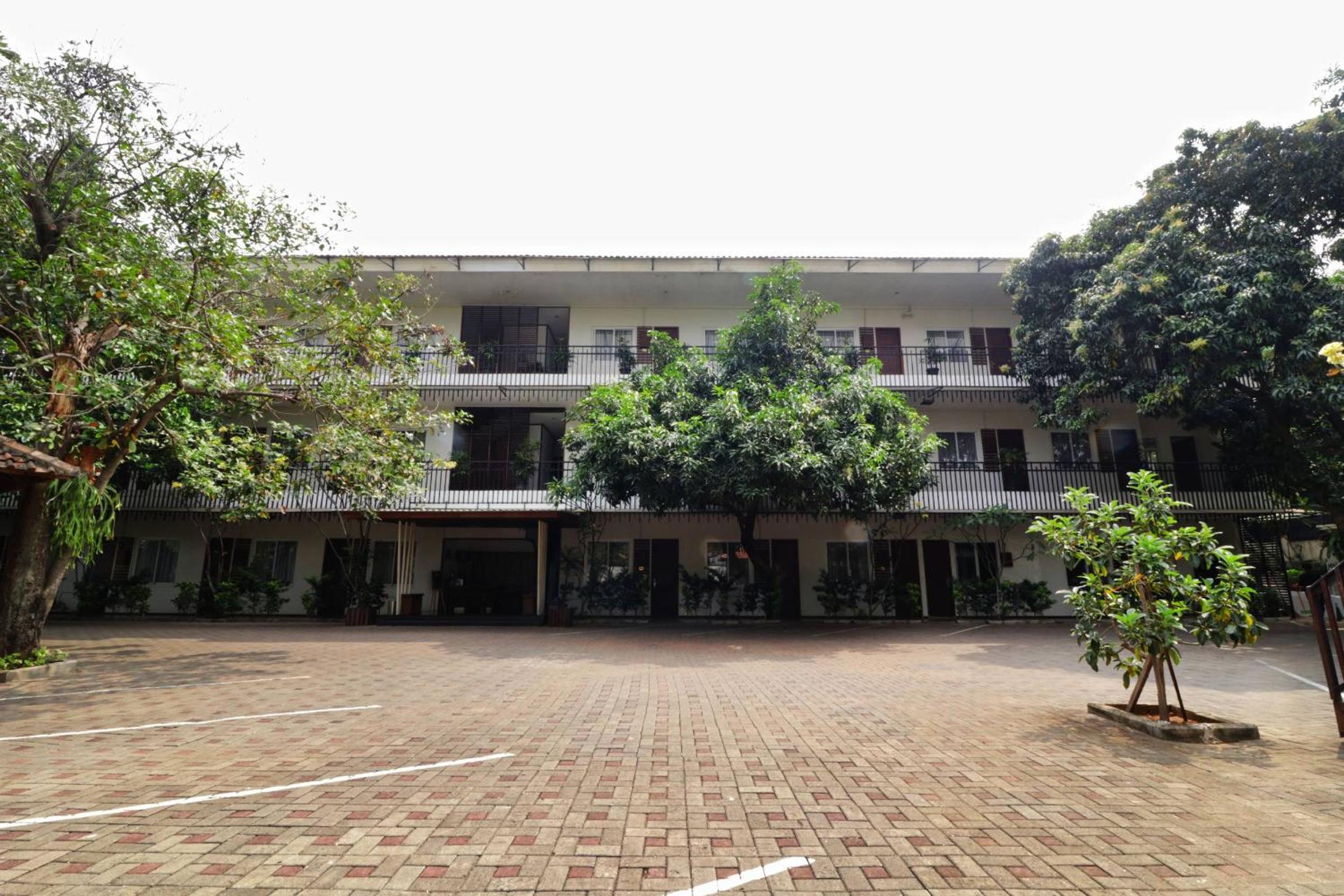 Pejaten Valley Residence - Image 1