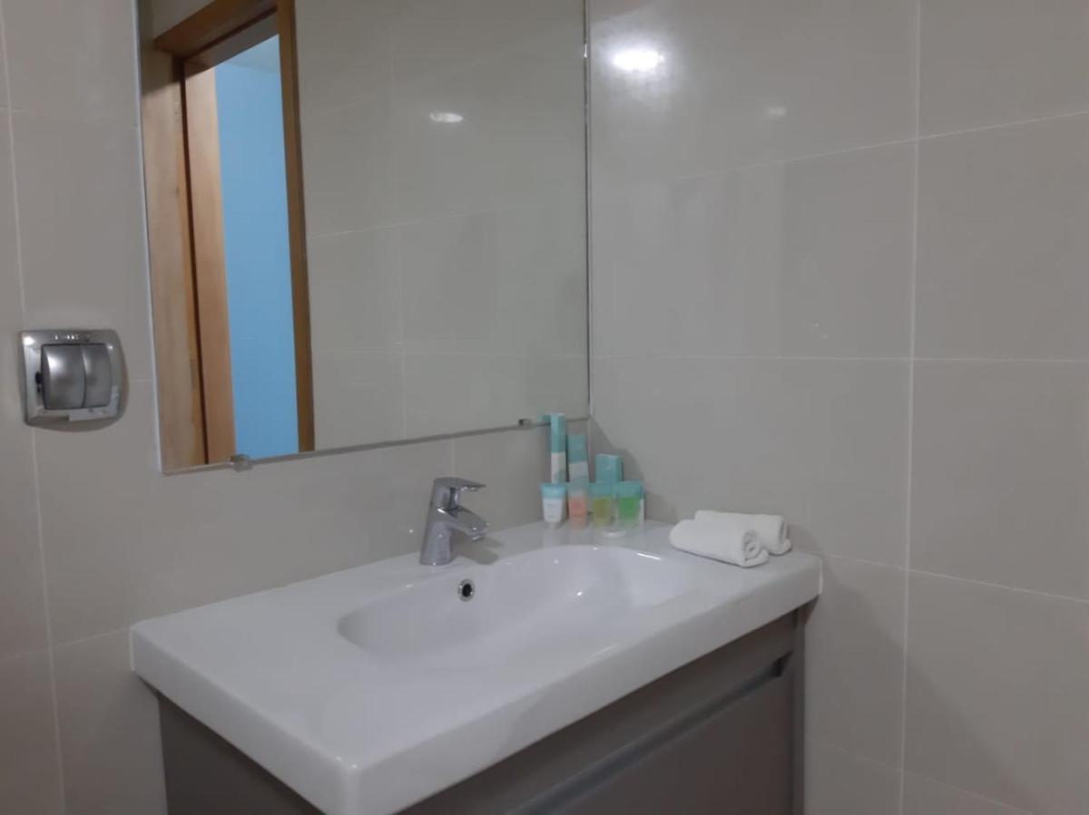 Golden Stay Vacation Homes continental tower marina