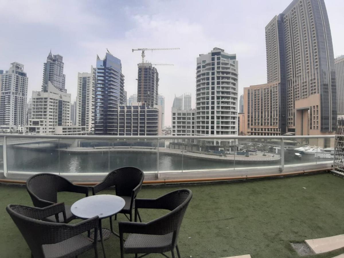 Golden Stay Vacation Homes continental tower marina