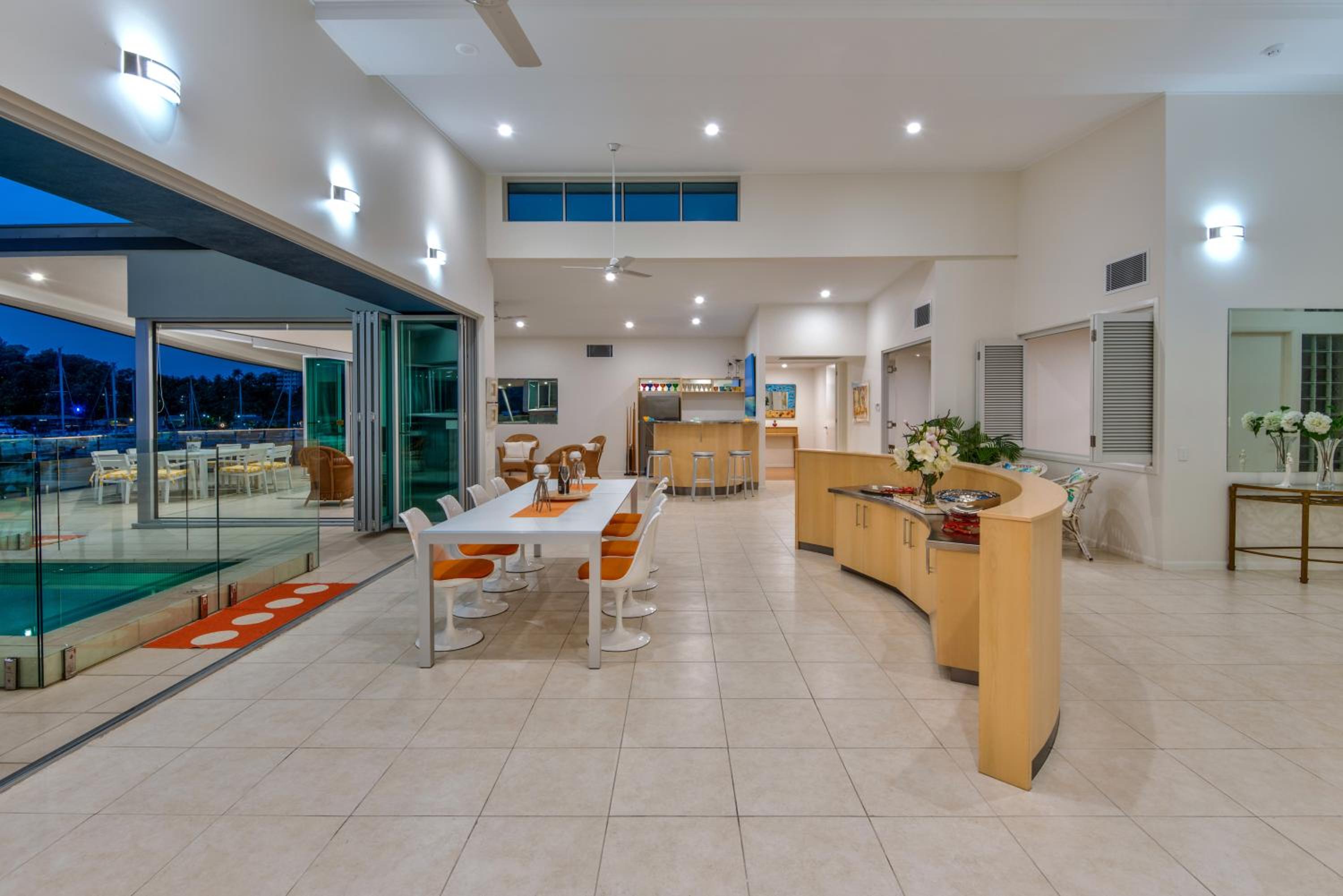 dining