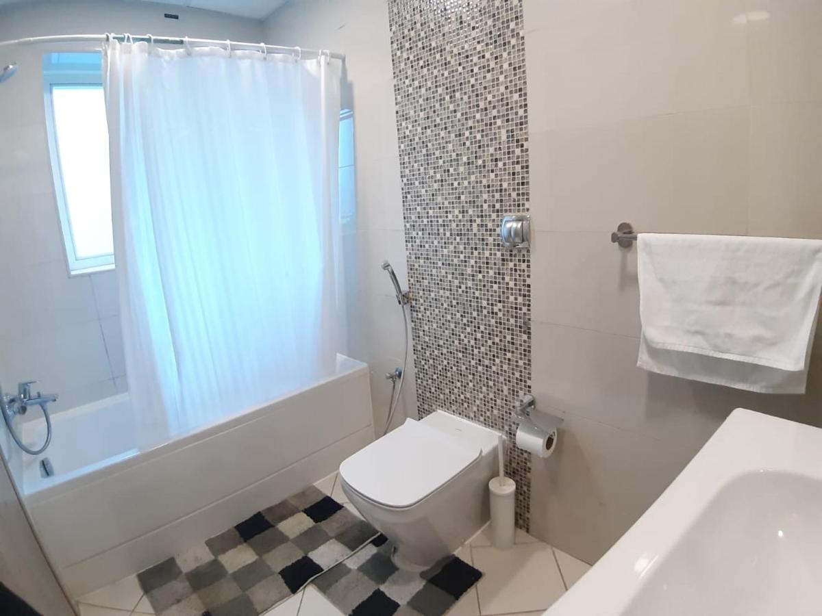 Golden Stay Vacation Homes continental tower marina