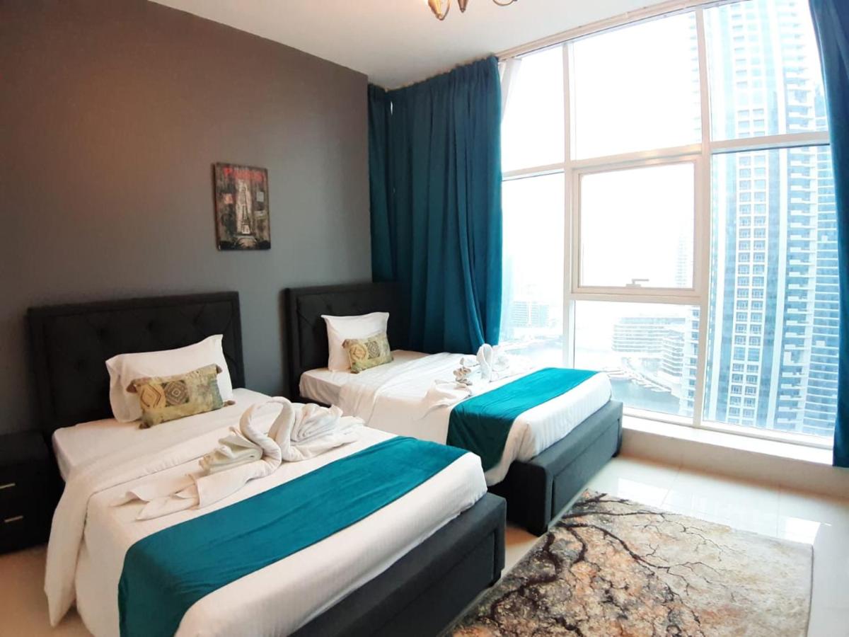 Golden Stay Vacation Homes continental tower marina