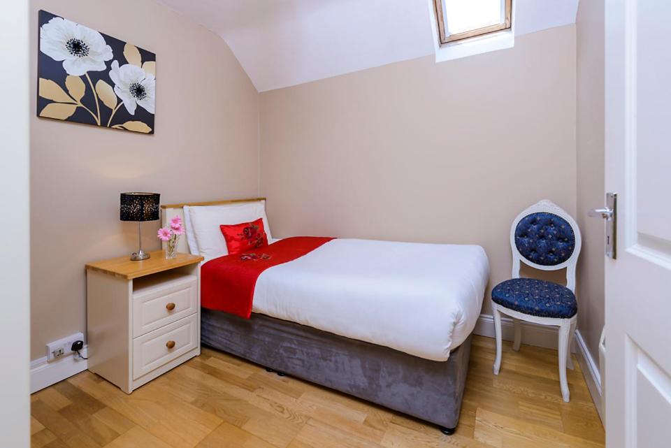 Henry Court Townhouse