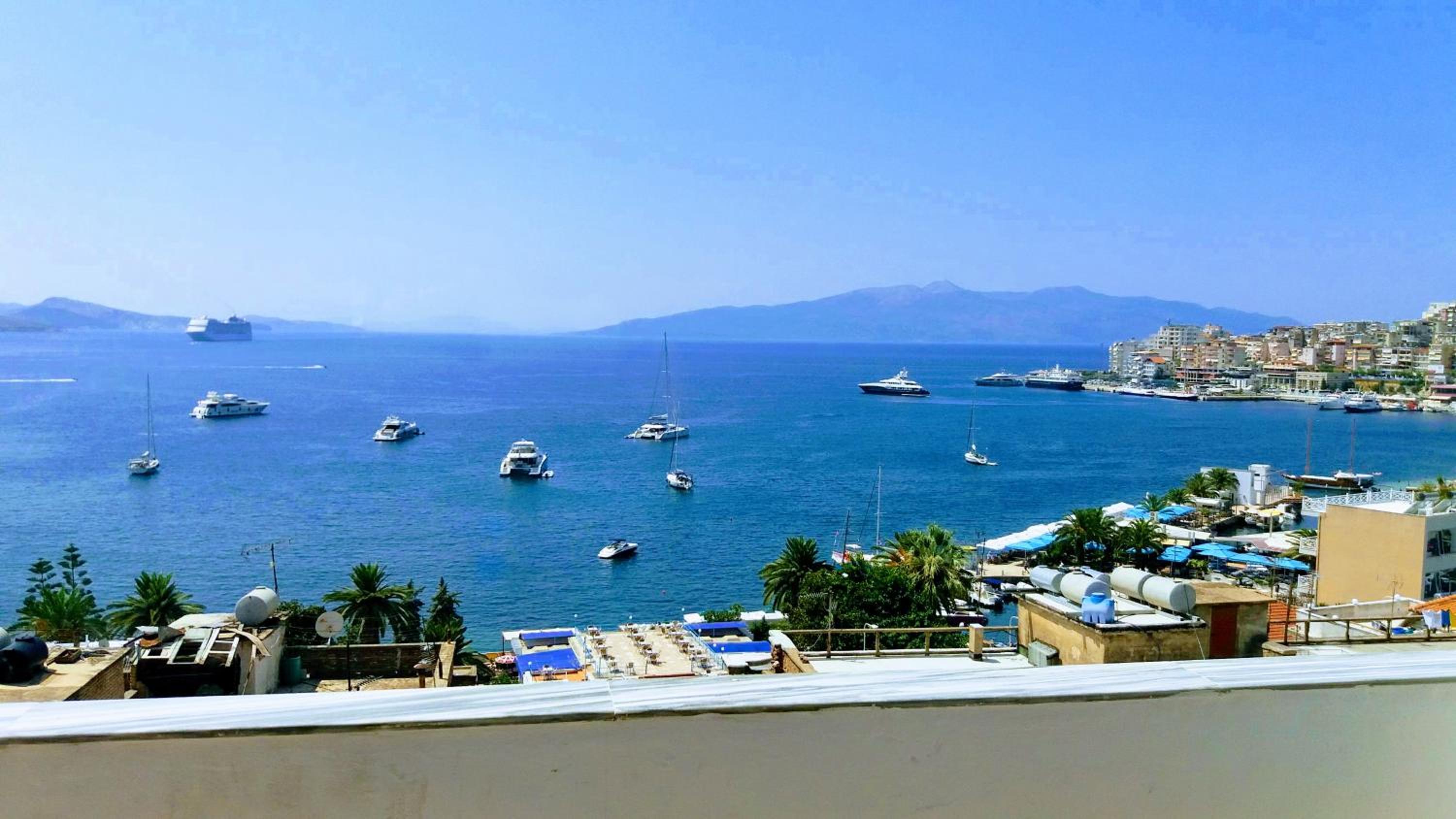 Seaview Apartment Detjoni