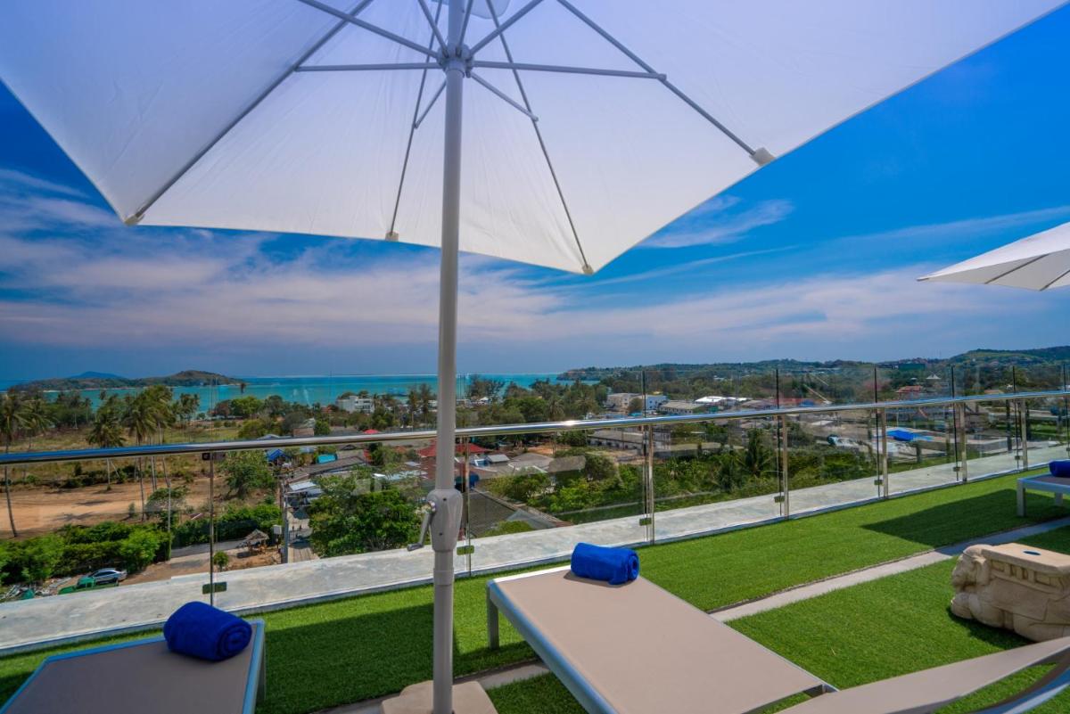 outdoor BBQ area