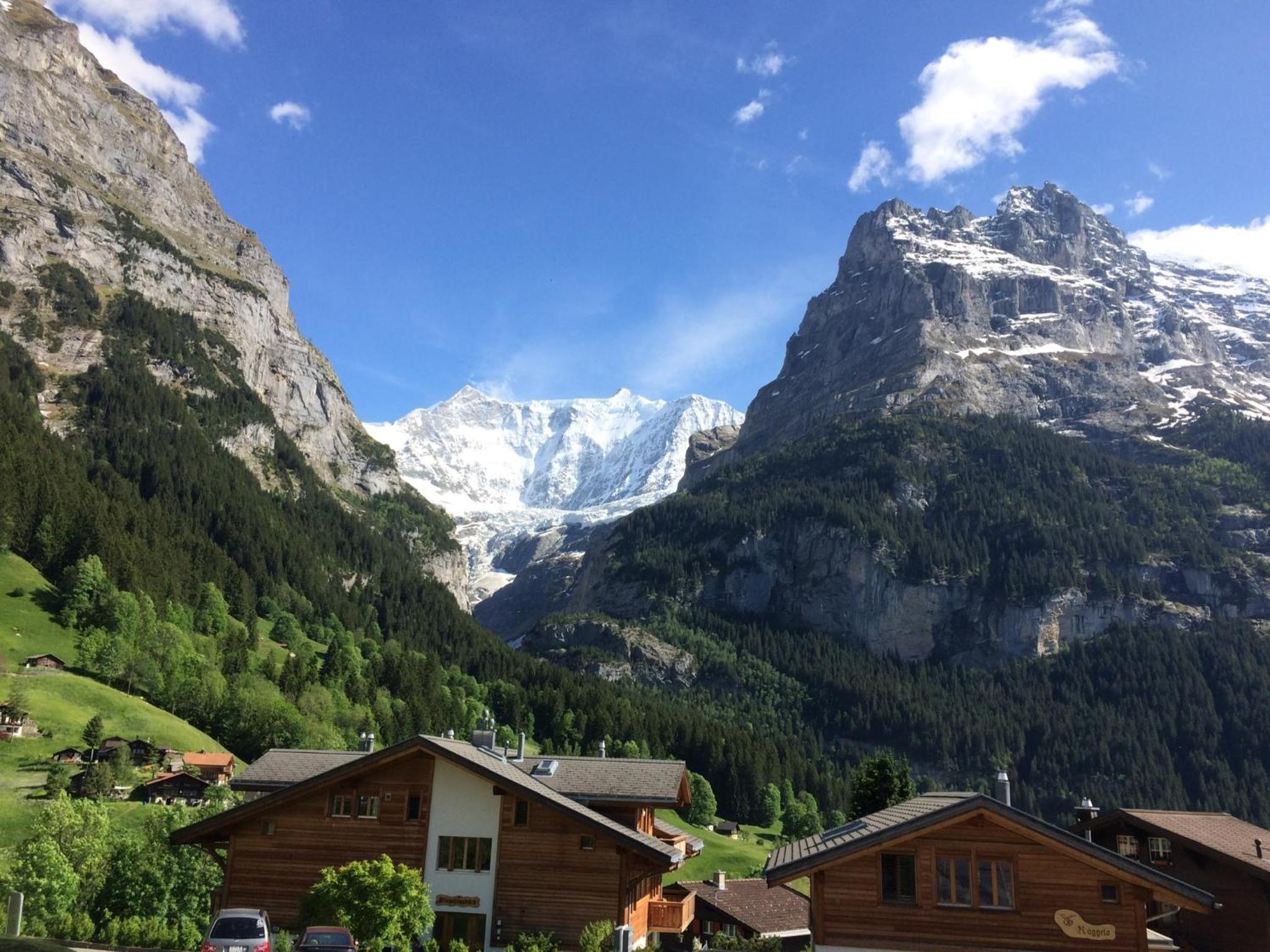 Luxury, new - amazing views Grindelwald Eiger Jungfrau Mönch
