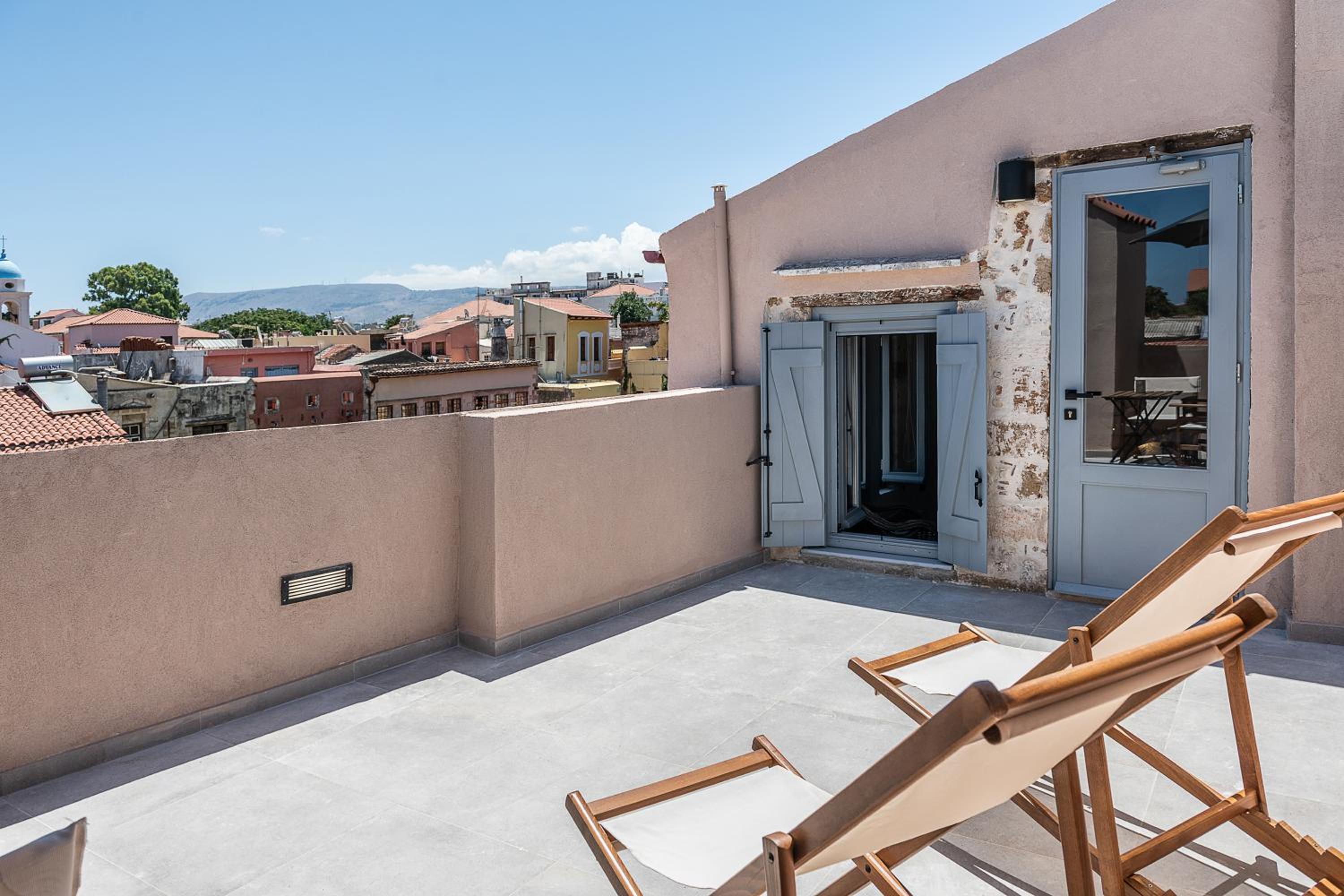 Aoria Estate Old Port view 4