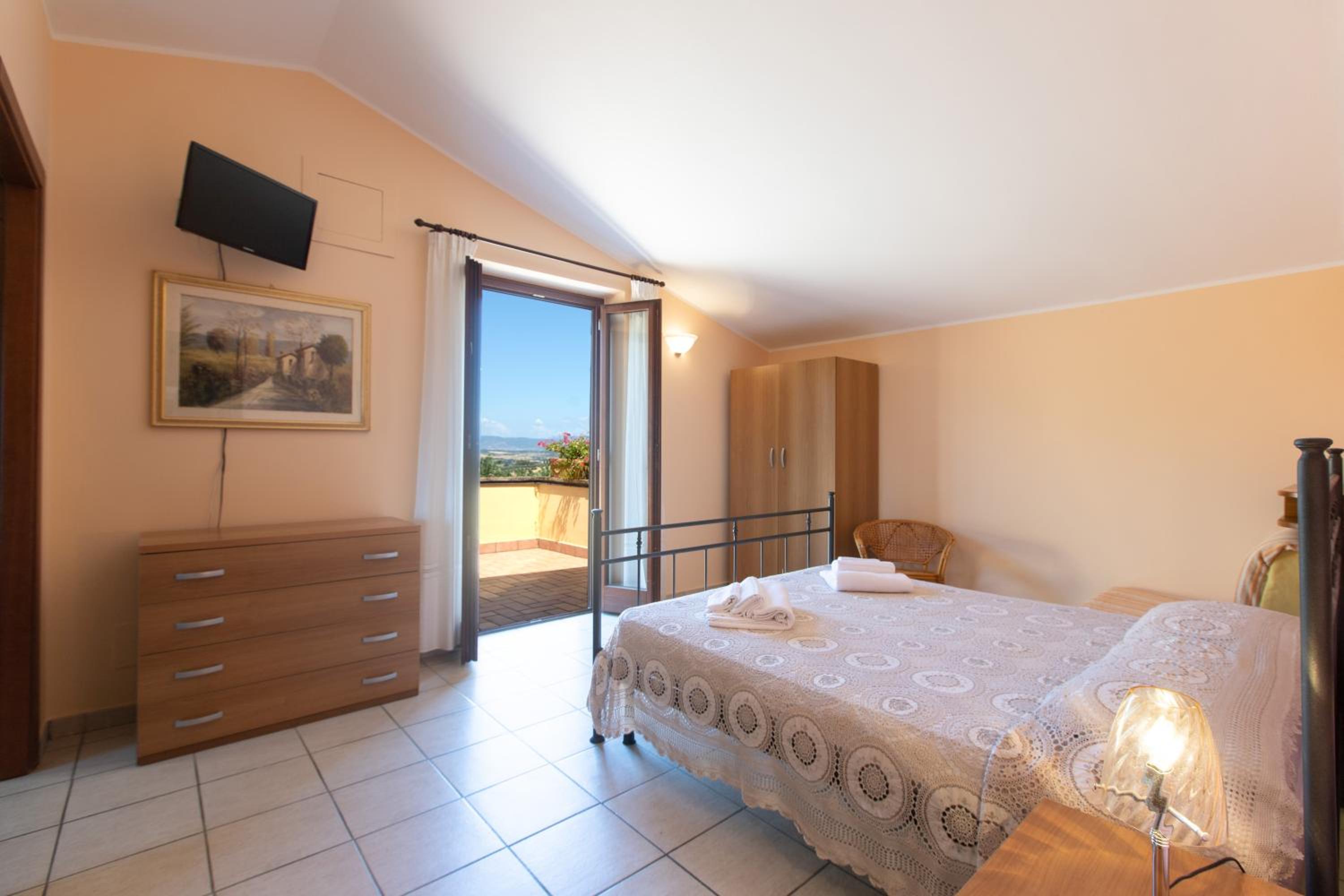 B&B La Casa Fra Gli Olivi view 4