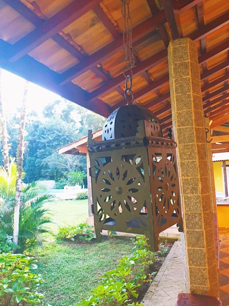 Casa Linda - Piscina Ampla - Jacuzzi - Imenso Jardim