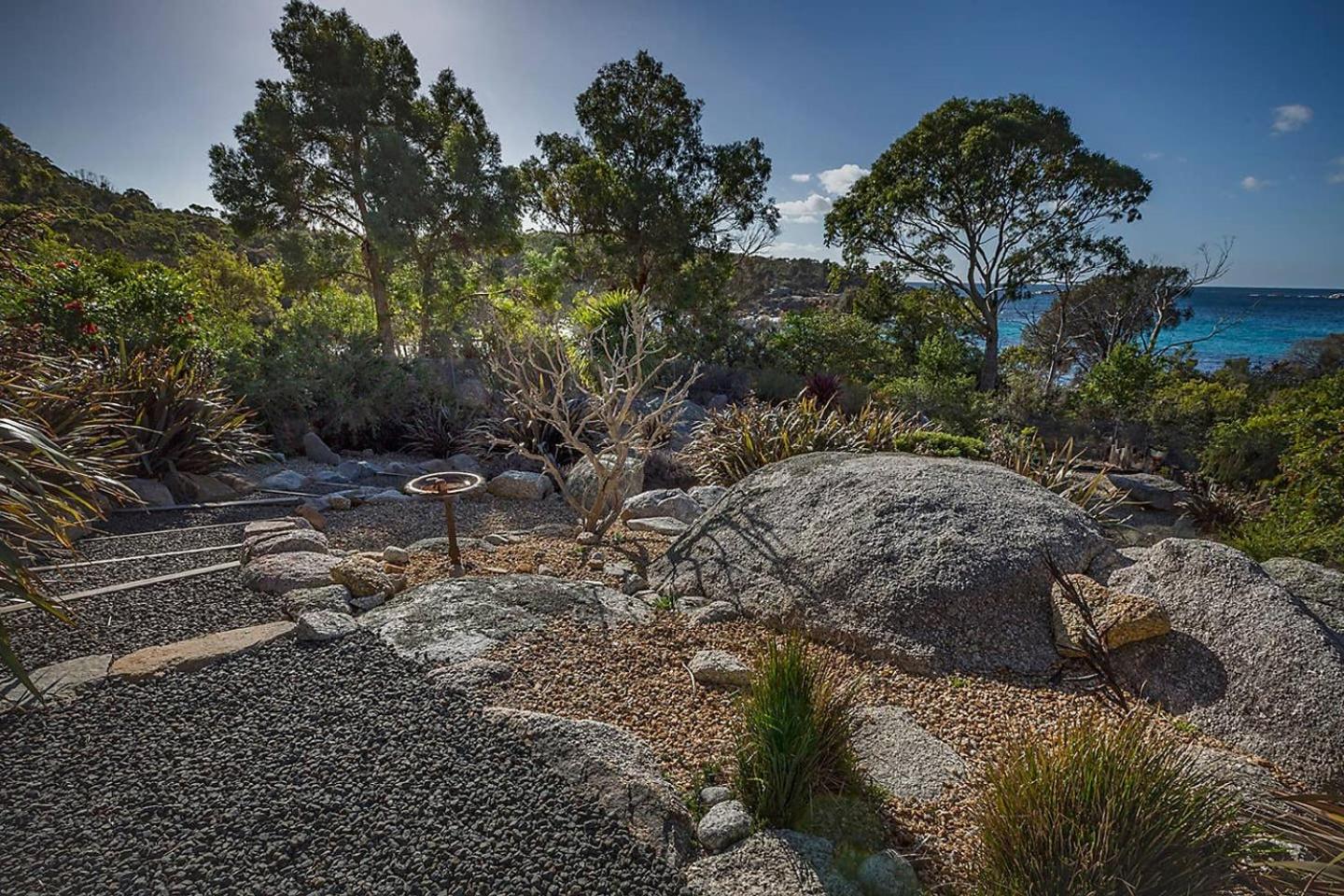 The Cove Bay of Fires