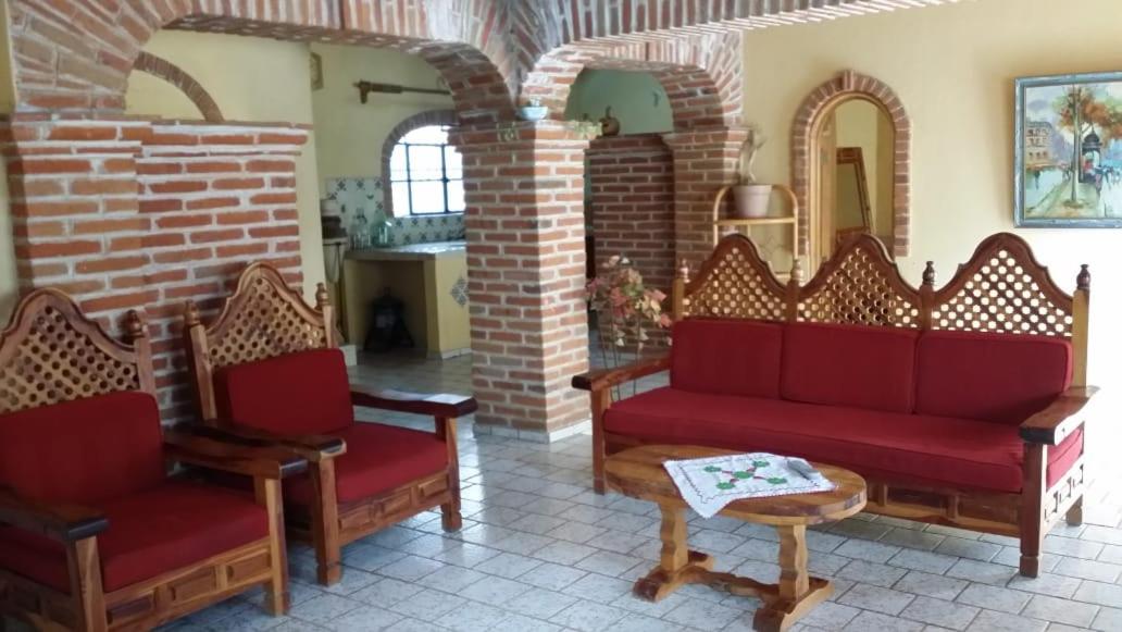 VILLA COLONIAL