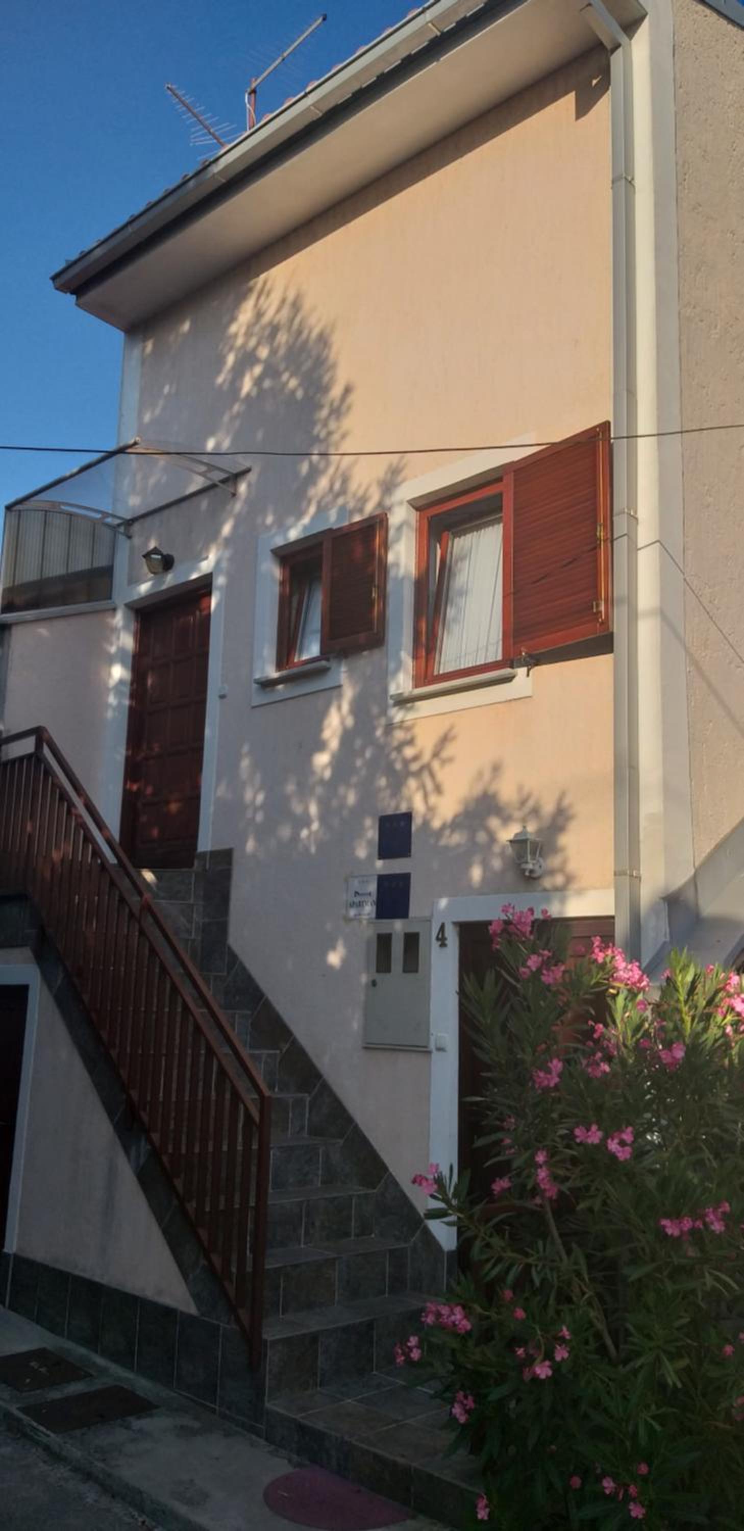 Apartments Zlata