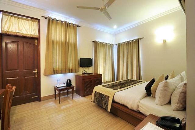 Tavisha Villa Golf Course MG Road