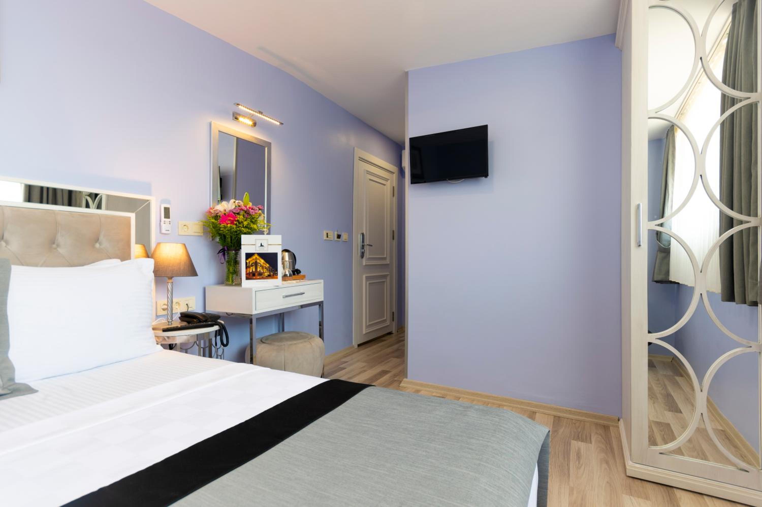 Primero Hotel - Image 10