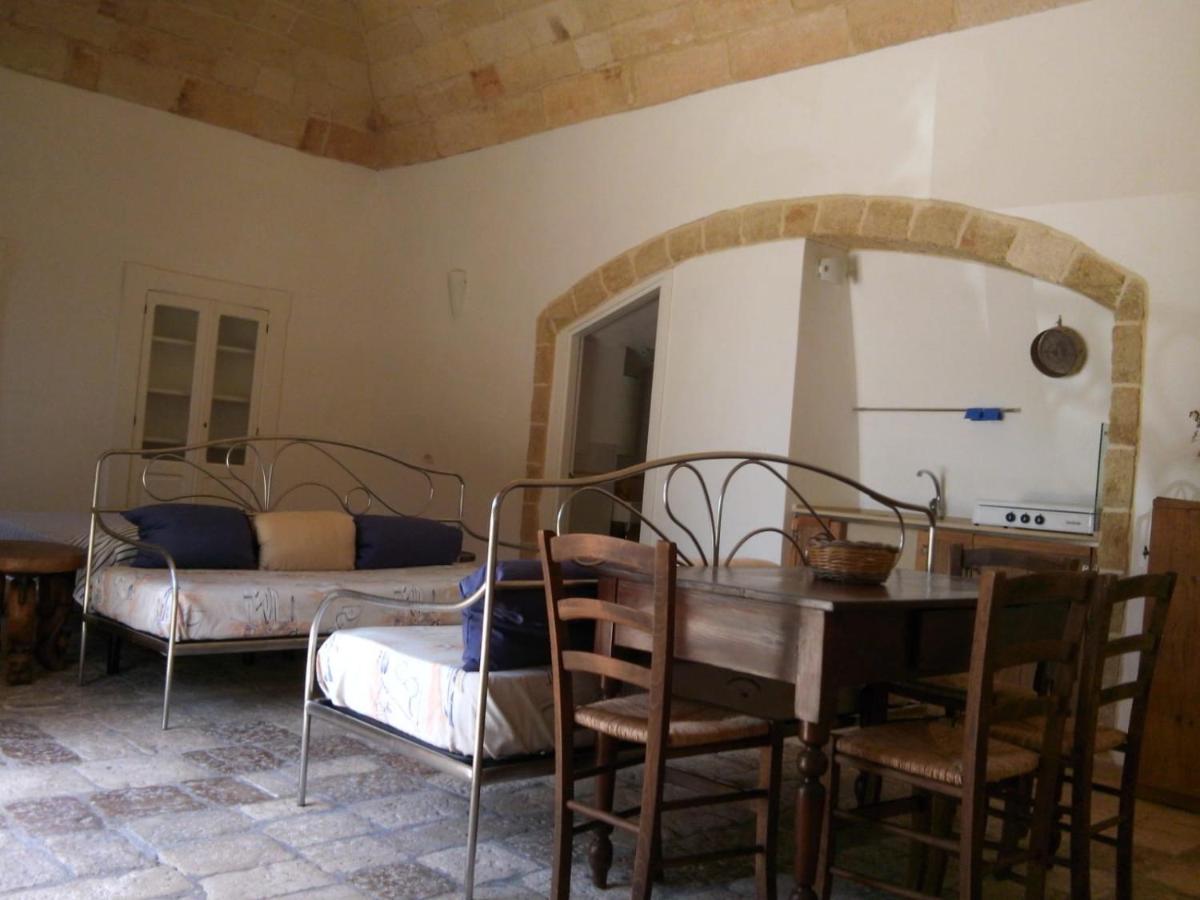 Ampio monolocale in villa a due passi dal mare photo 4