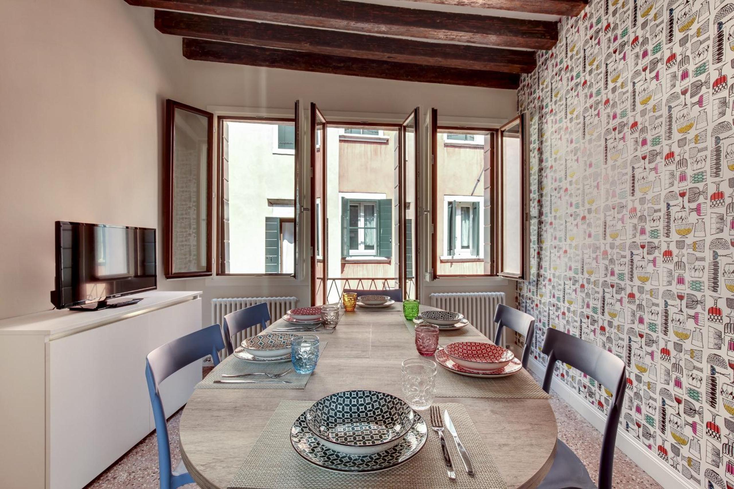 Rugabella Rialto Deluxe by Wonderful Italy — Venice