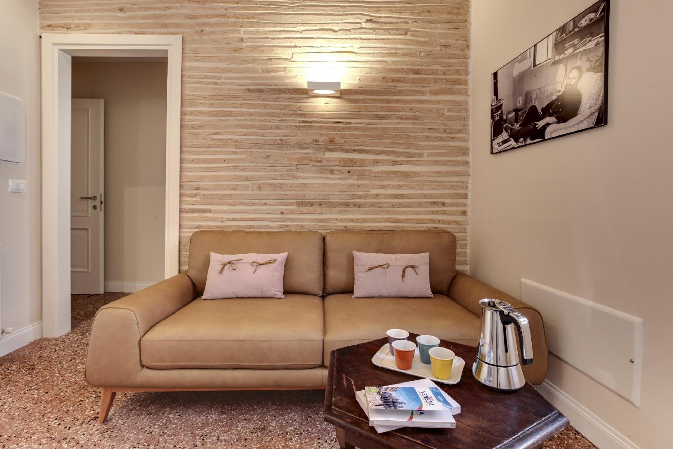 Rugabella Rialto Deluxe by Wonderful Italy photo 3