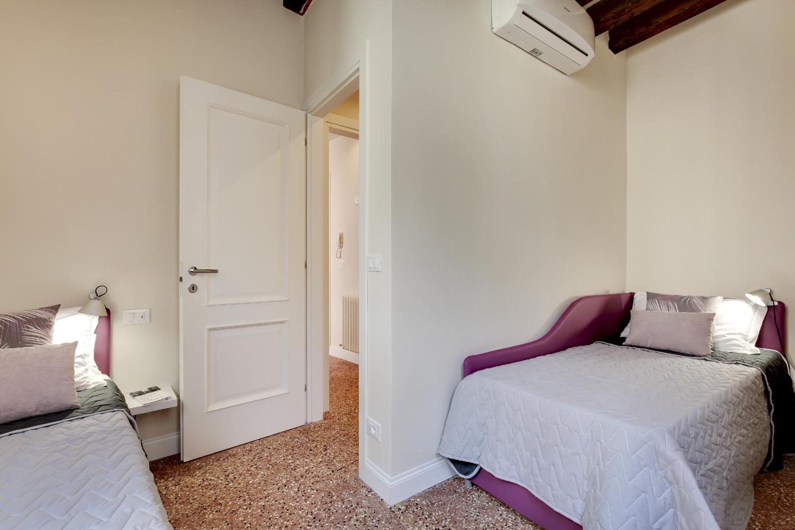 Rugabella Rialto Deluxe by Wonderful Italy photo 5